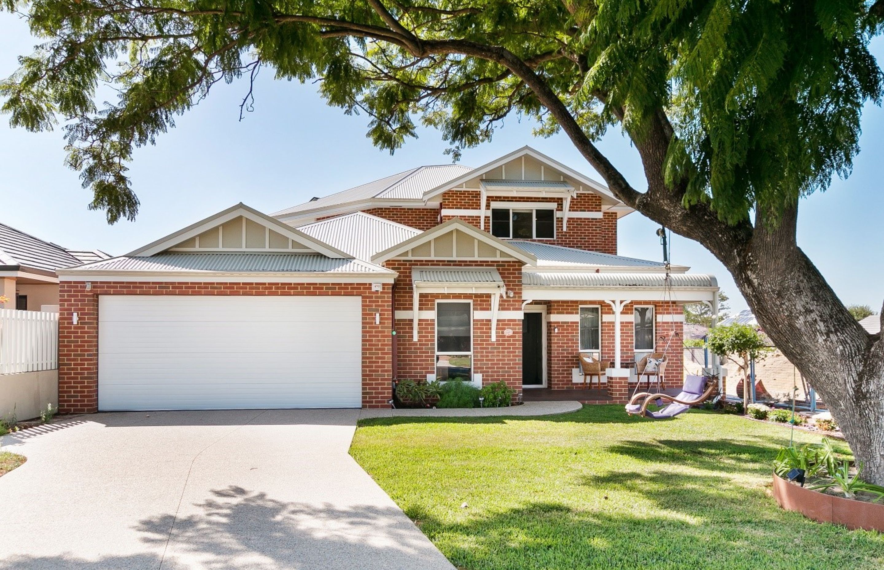 Colorbond and Surfmist Garage Door - Western Australia