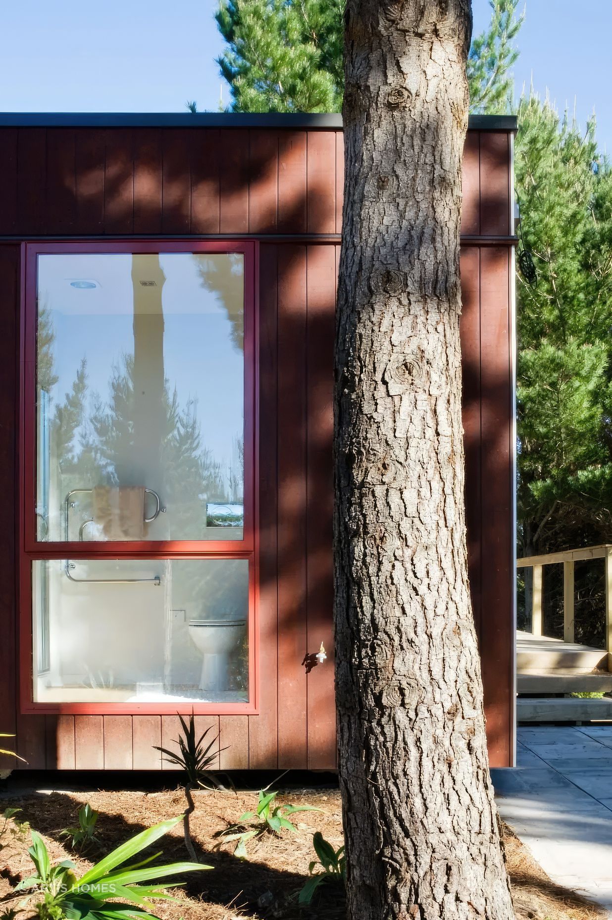 jone-tree-exterior-artis-home-gigapixel-standard-scale-200x.jpeg
