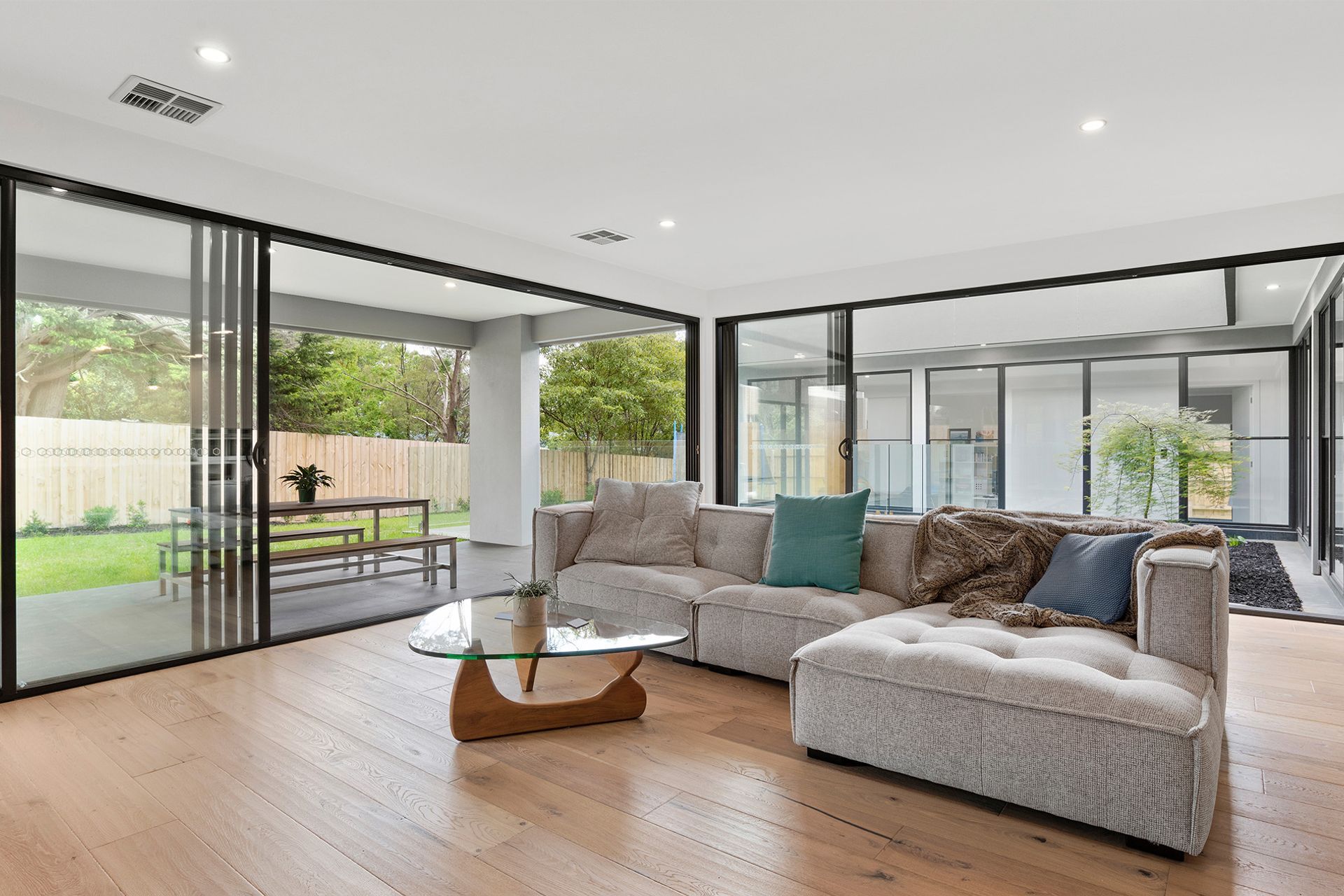 New Build Warranwood