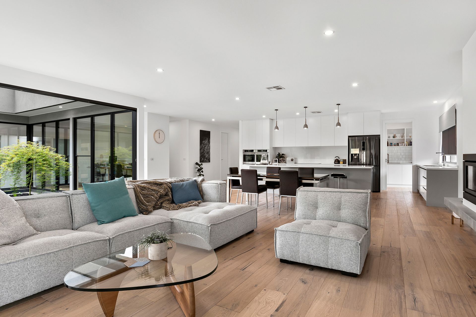 New Build Warranwood