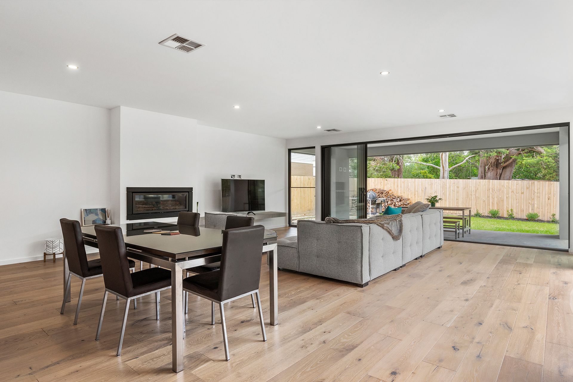 New Build Warranwood