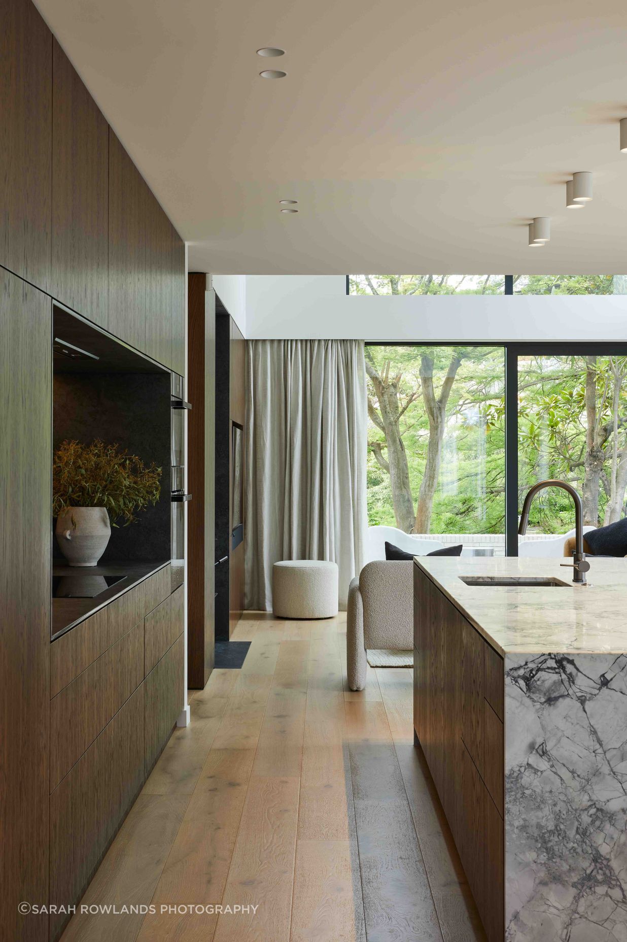 kitchen-side2.jpg