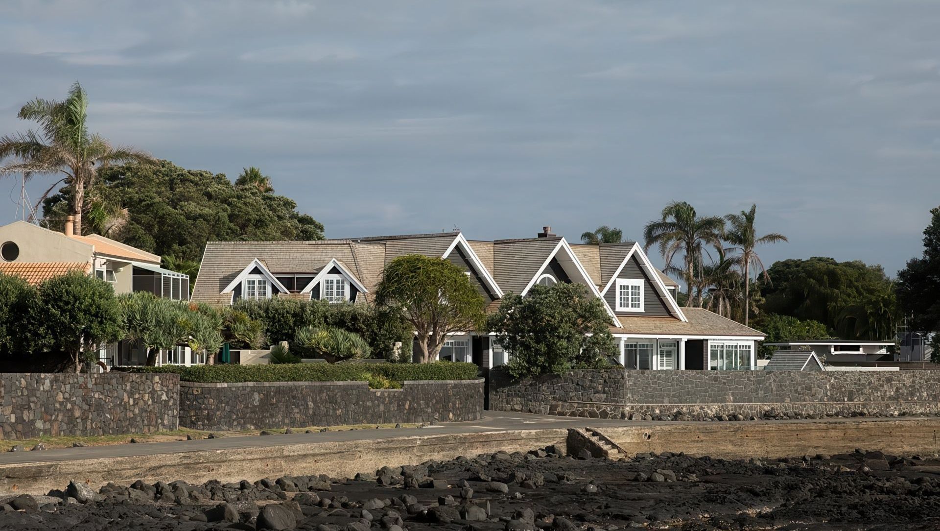 A grand, Cape Cod-style home banner