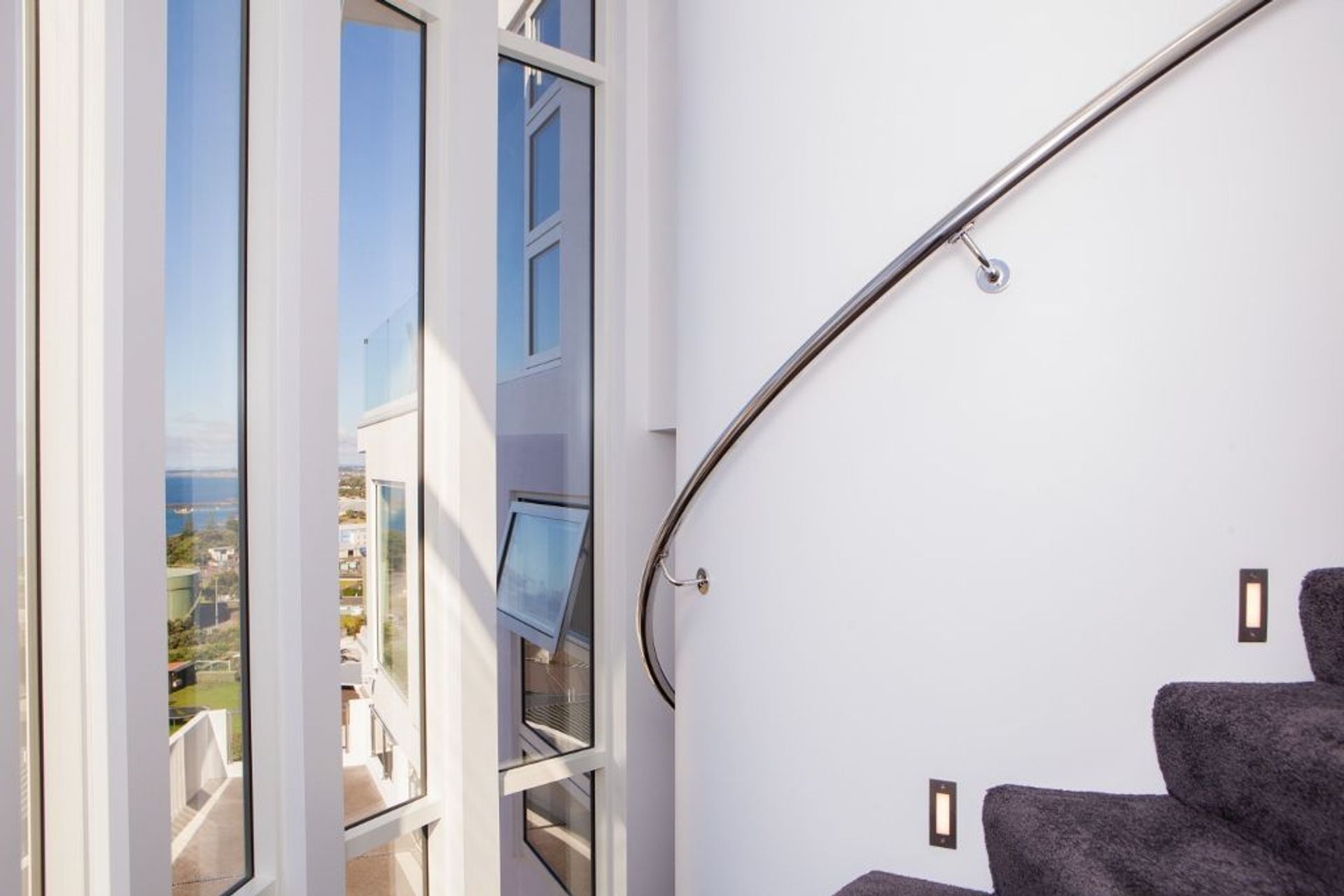 Mellano-Blue-Horizon