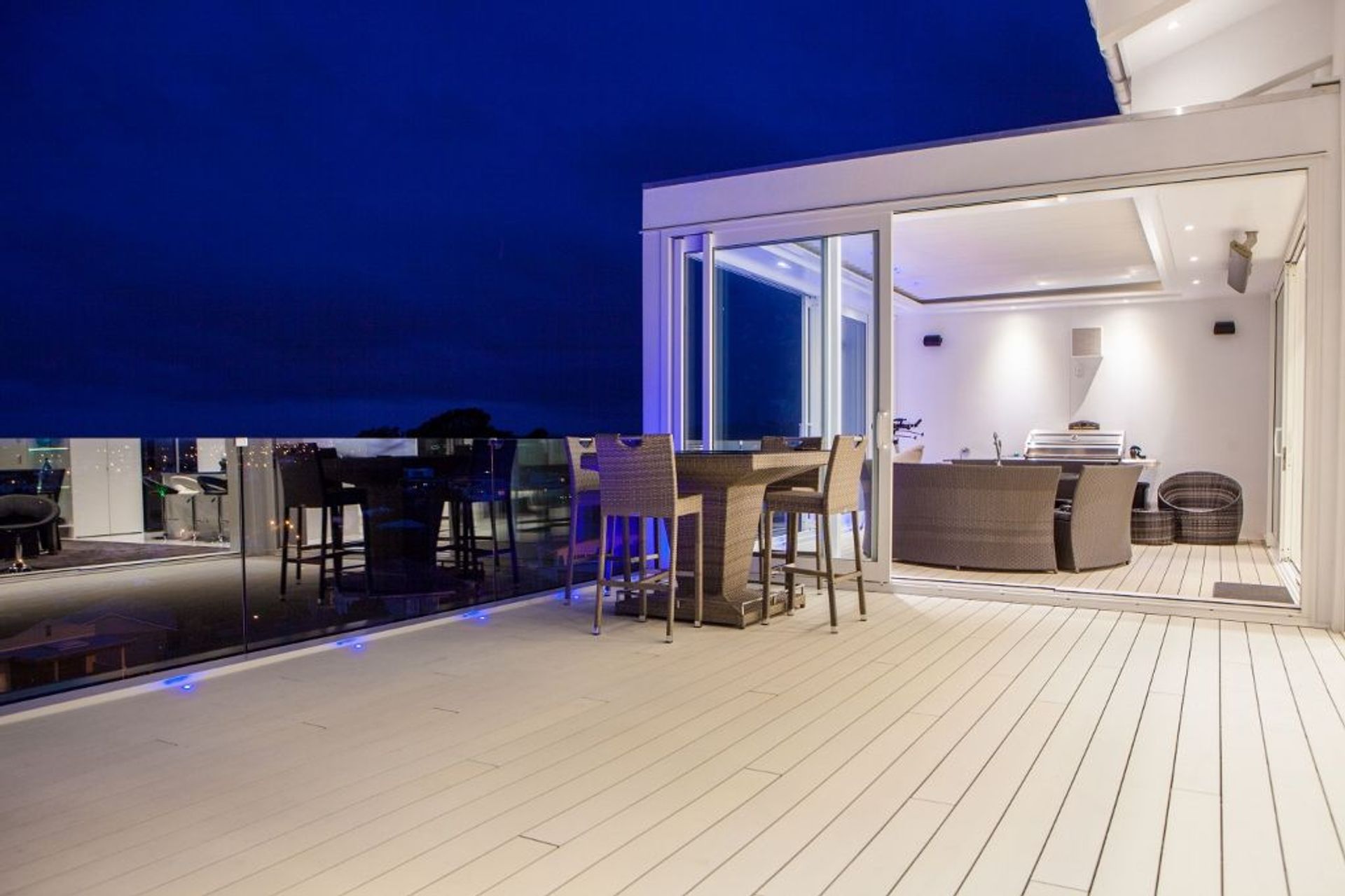 Mellano-Blue-Horizon