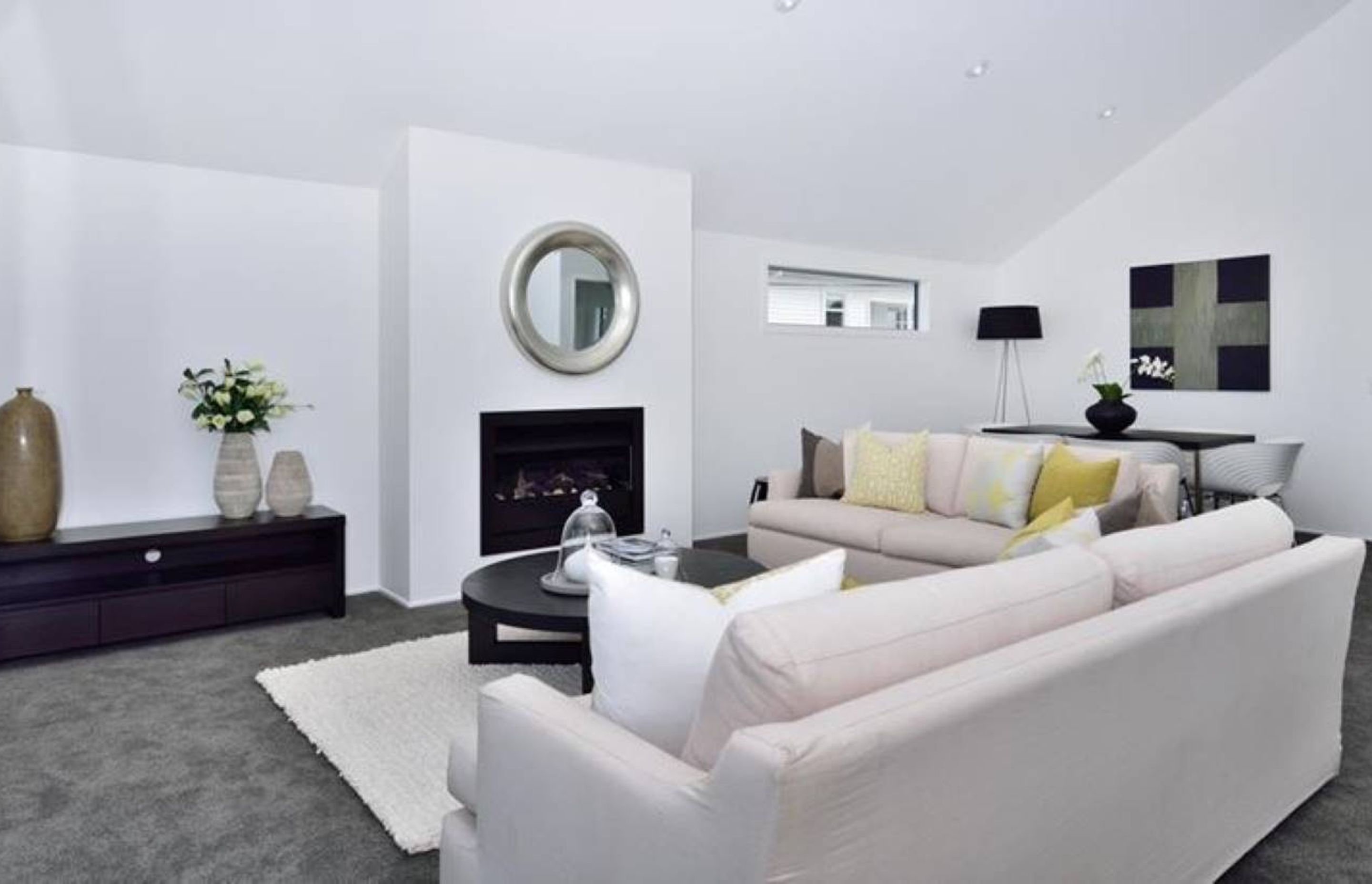 lounge4.jpg