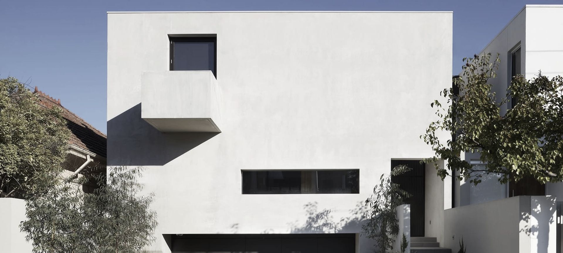 M Residence banner