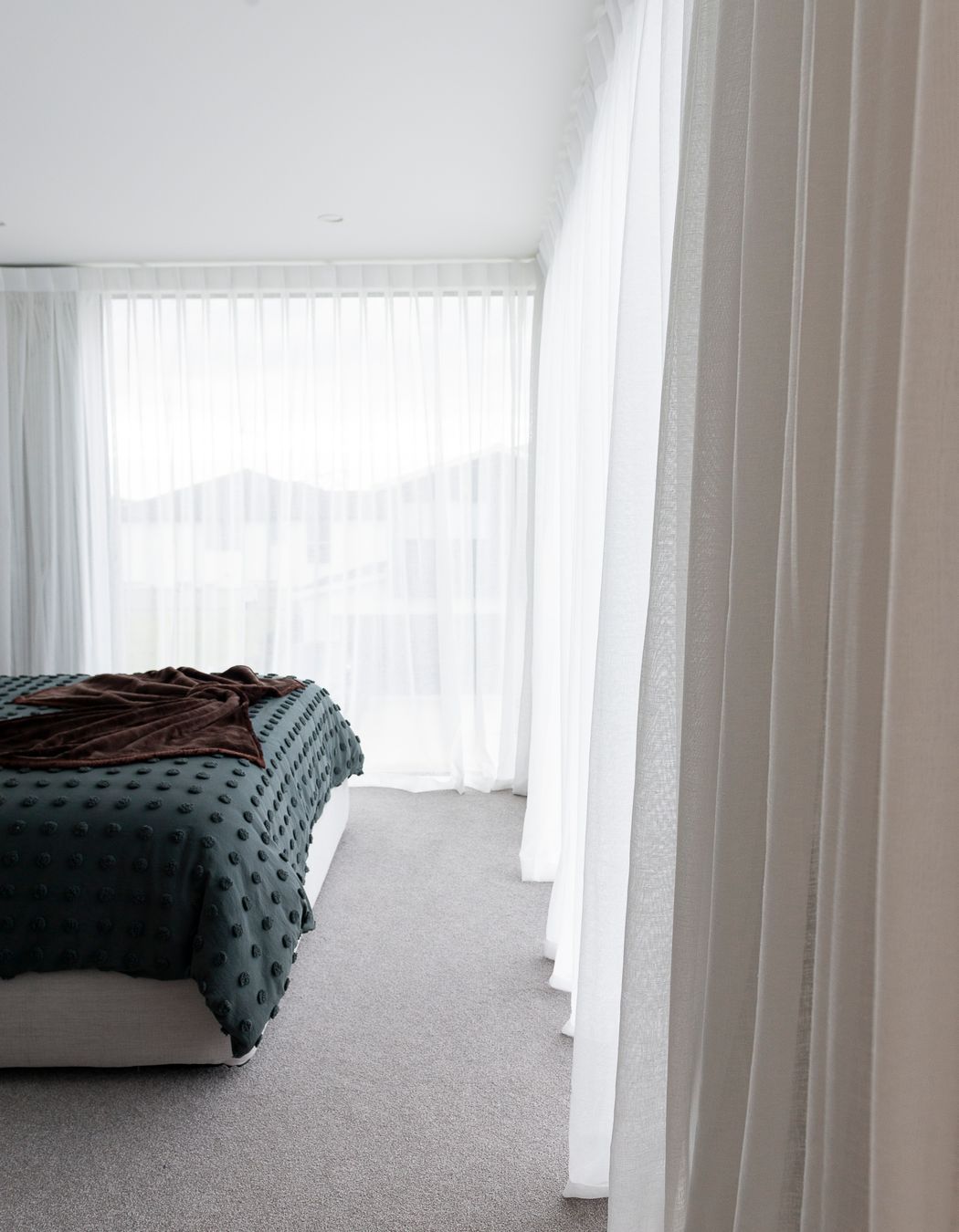 masterbedroomsecound.jpg