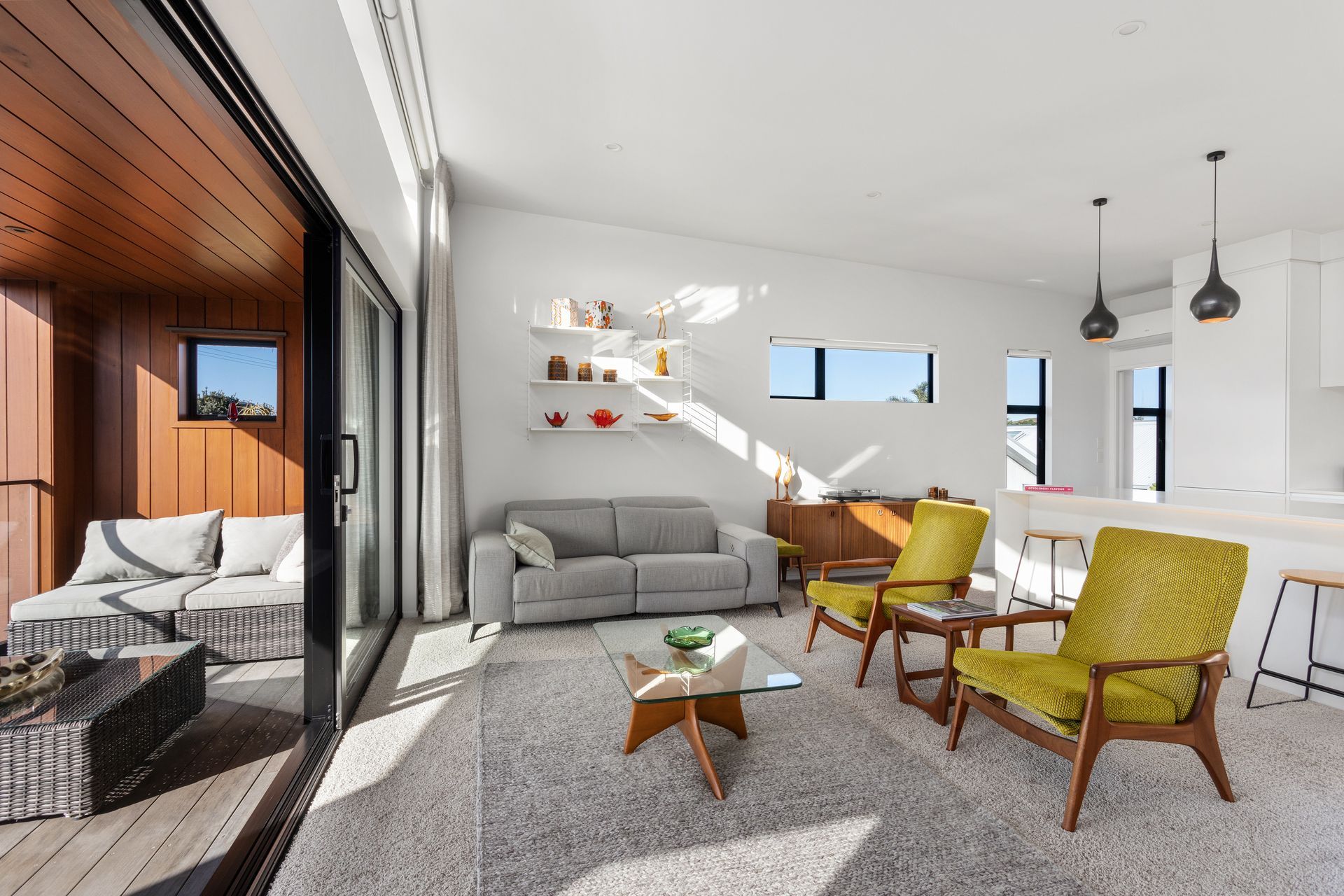 One Two B Tay Street