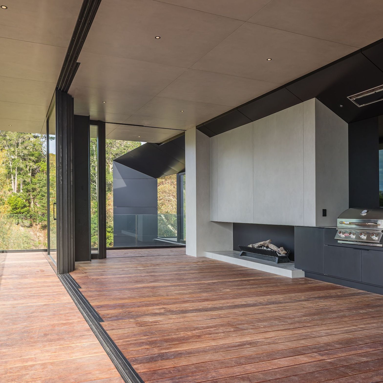 outdoor-living-v2.jpg