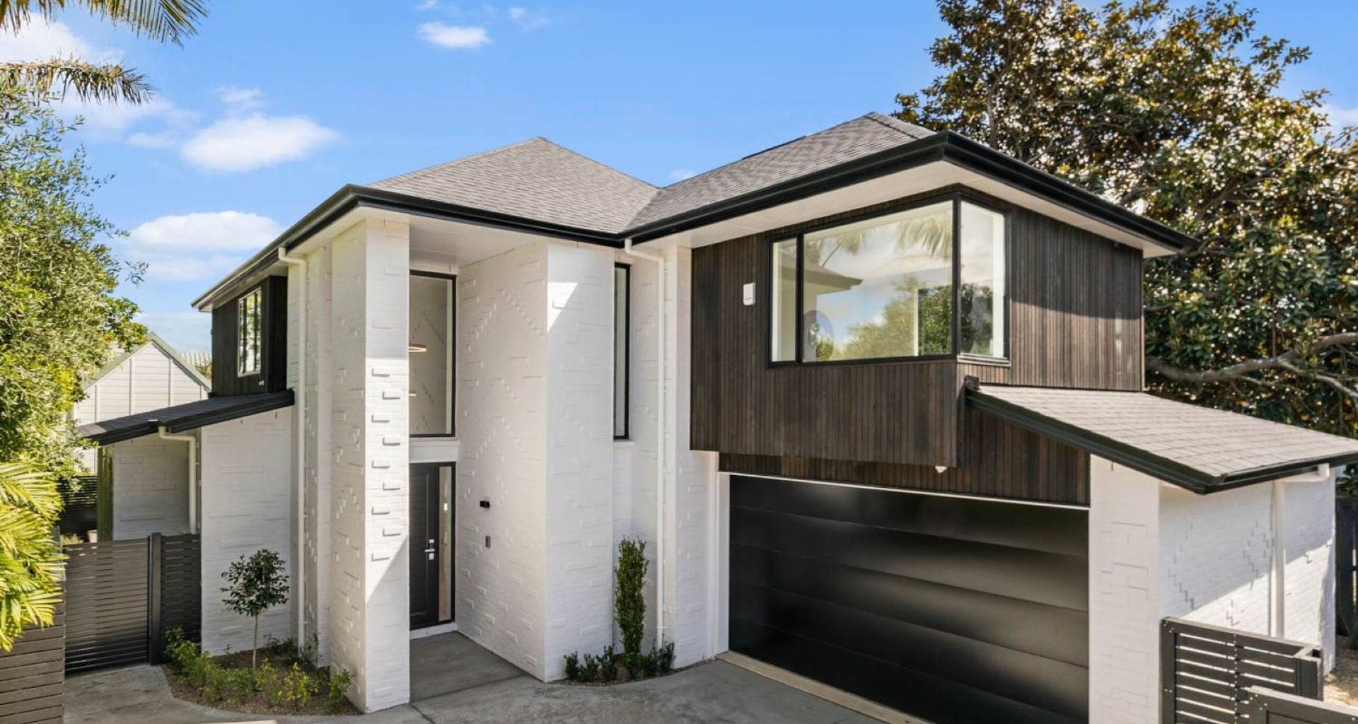 MacMurray Road, Remuera banner