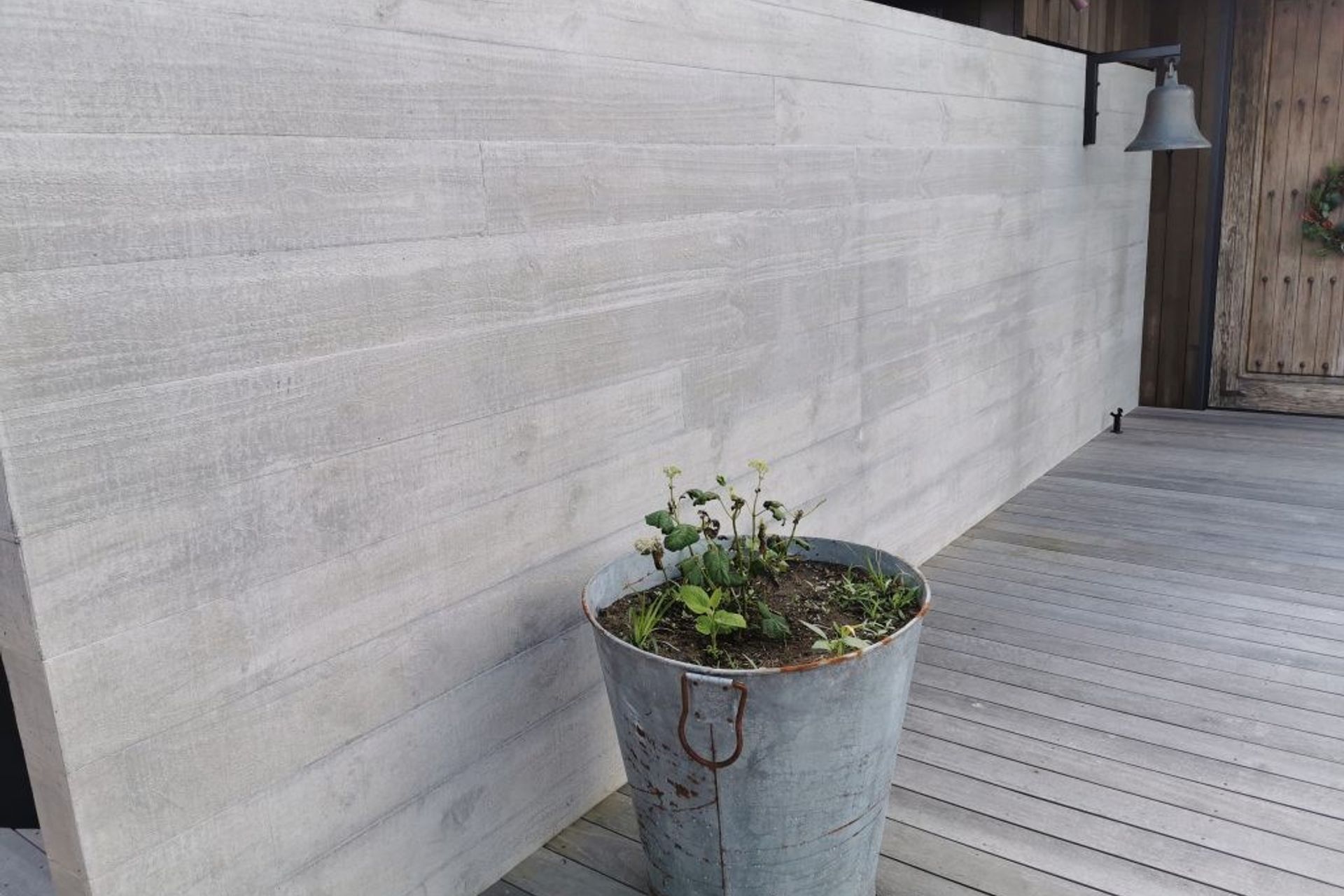 Lower Petone Road House