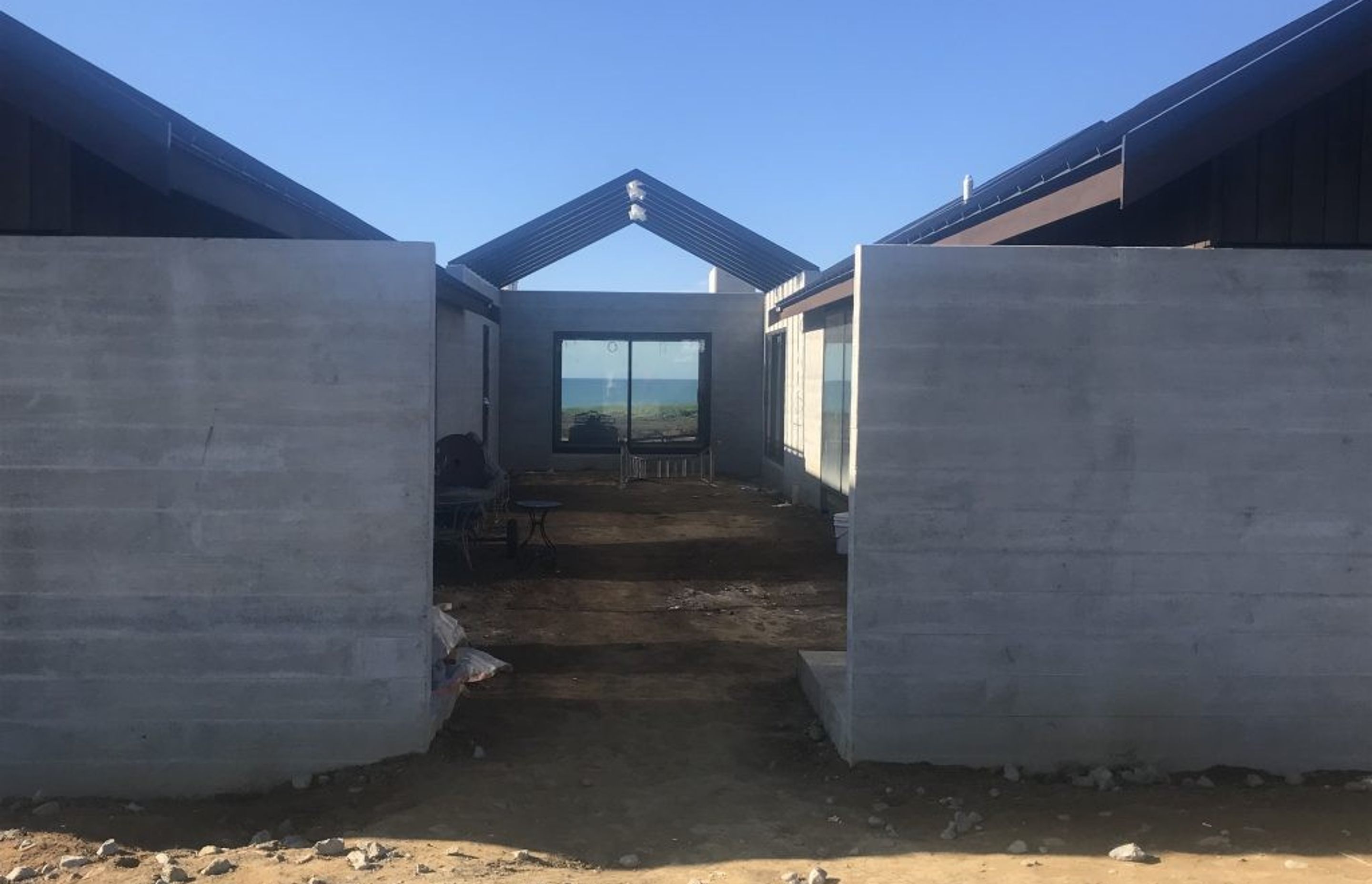 Lower Petone Road House