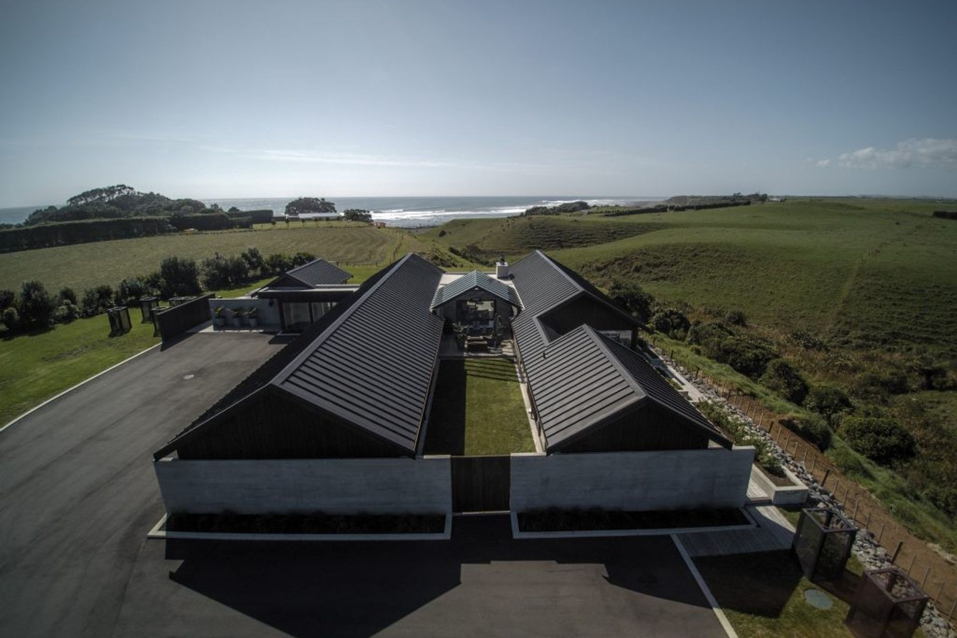 Lower Petone Road House