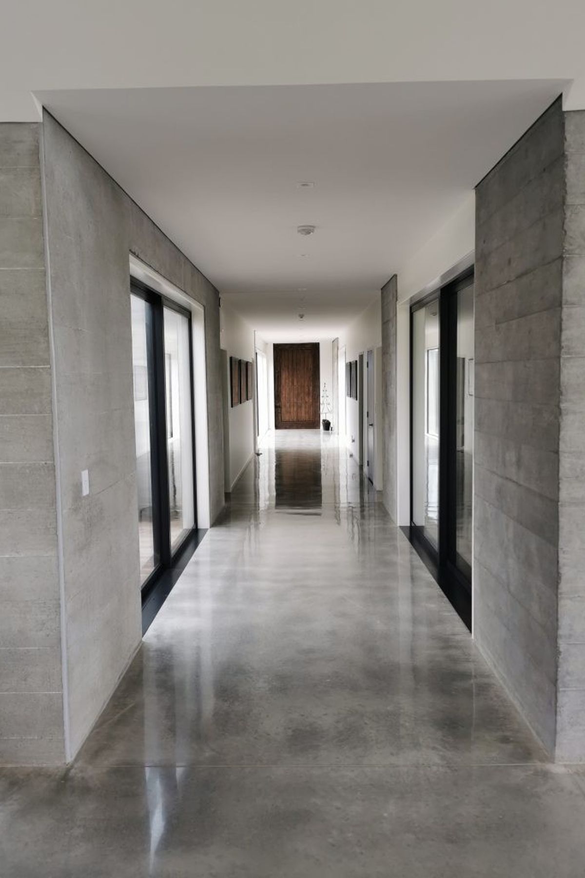Lower Petone Road House