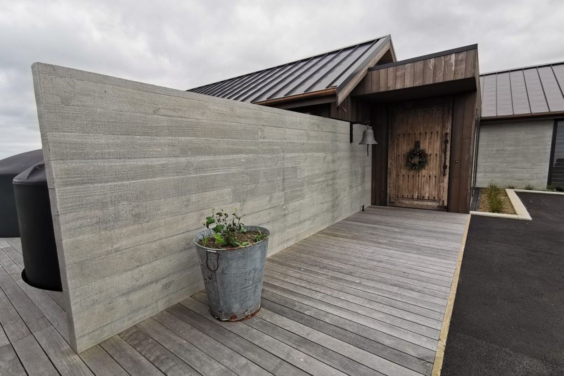 Lower Petone Road House