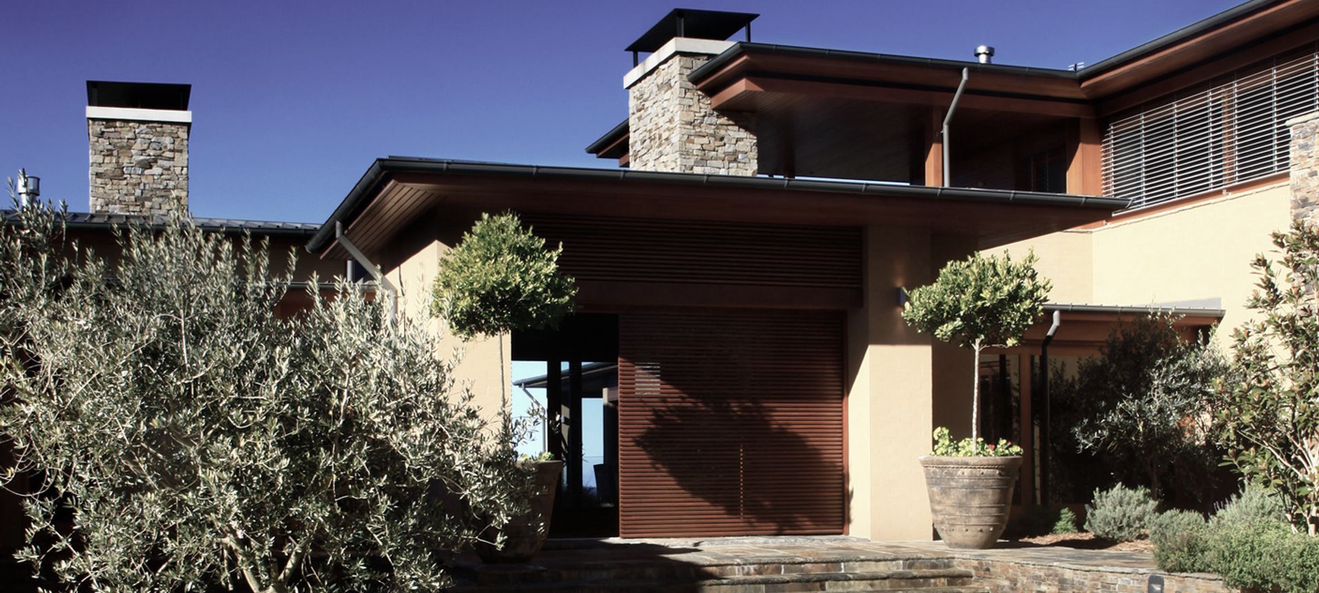 Country Estate banner