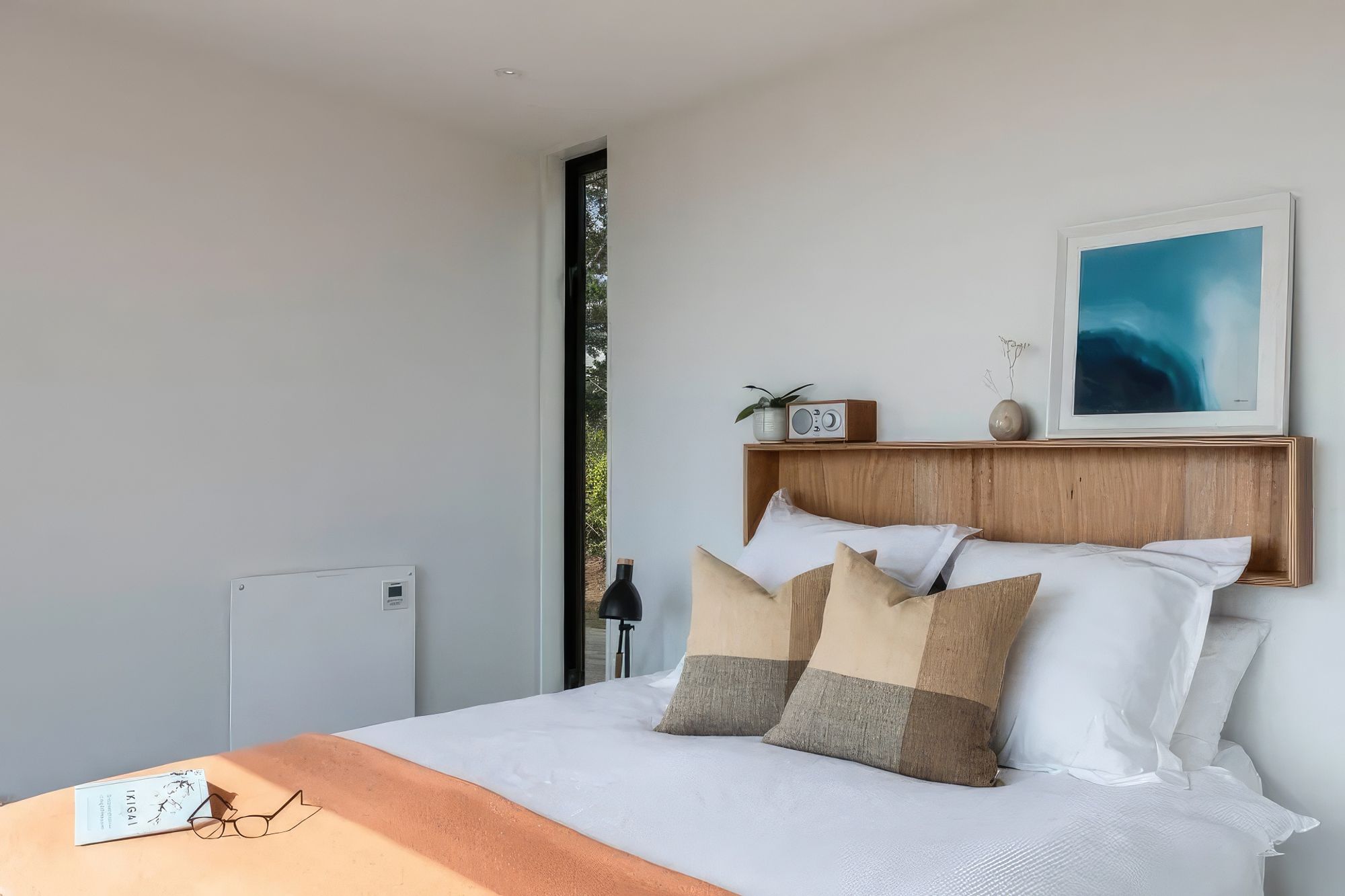 piha-bedroom-960x640-gigapixel-standard-scale-200x.jpeg