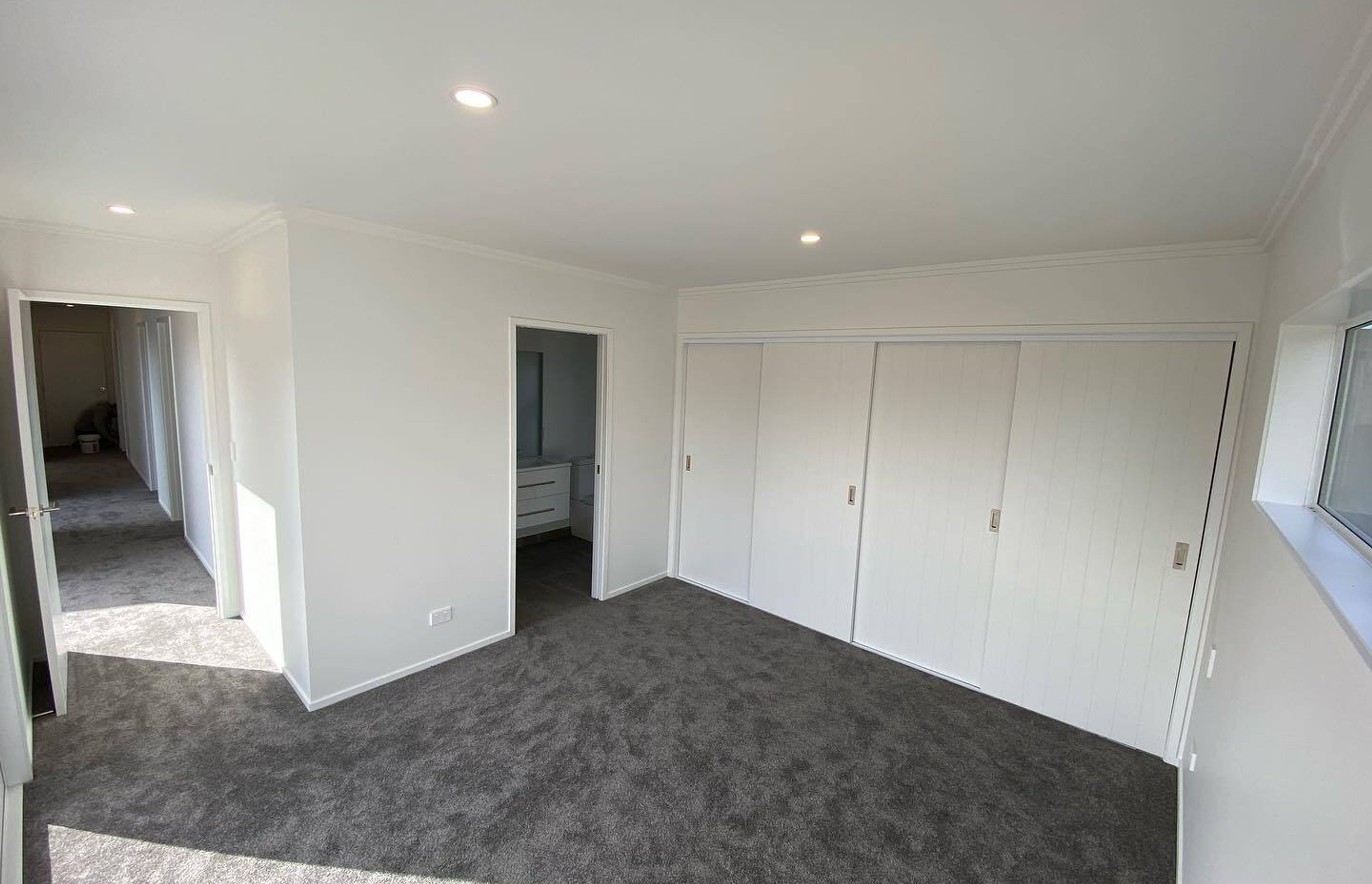 Lakeside, 31 Pourewa St - Invest