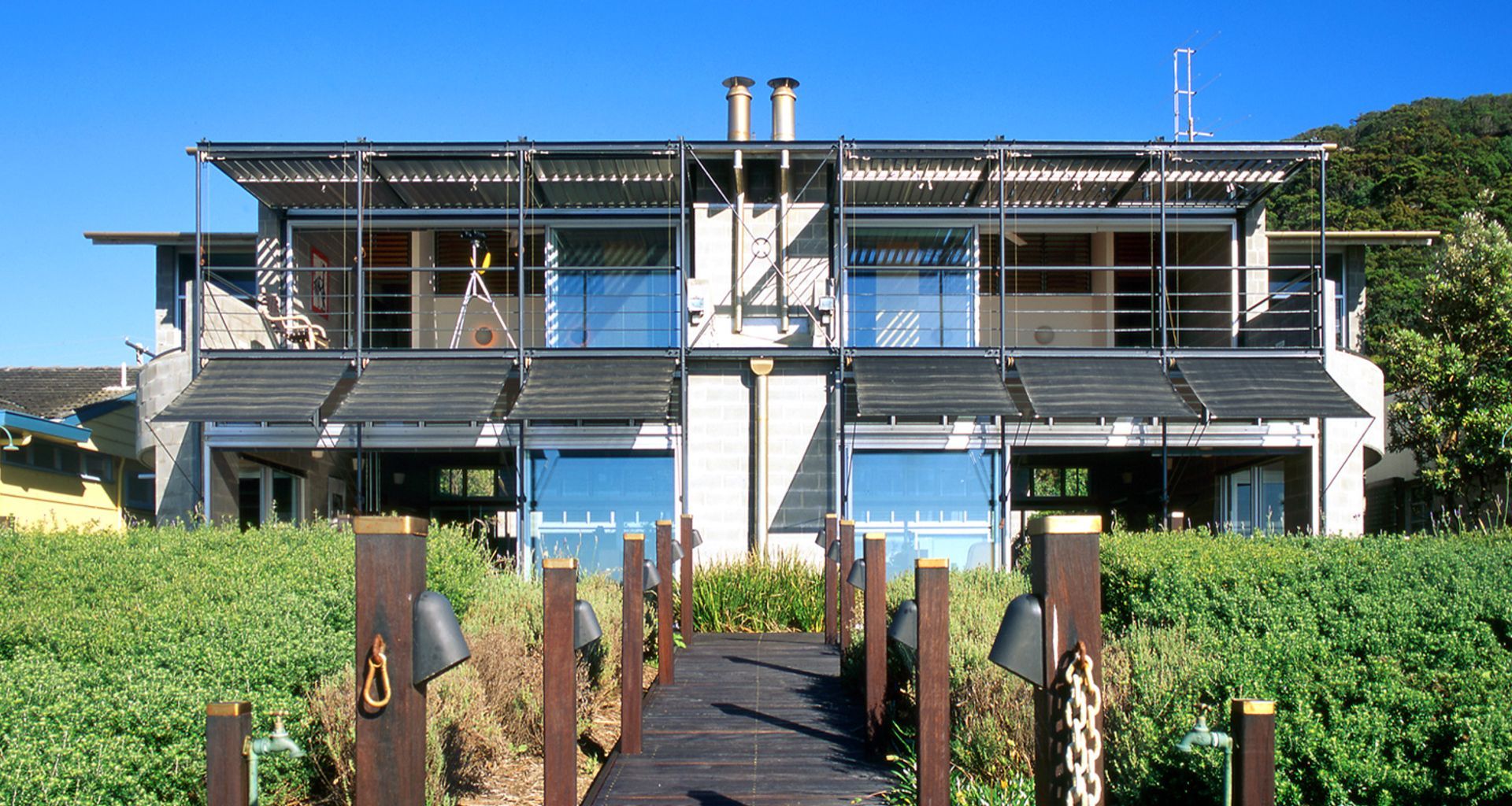 Pearl Beach House banner