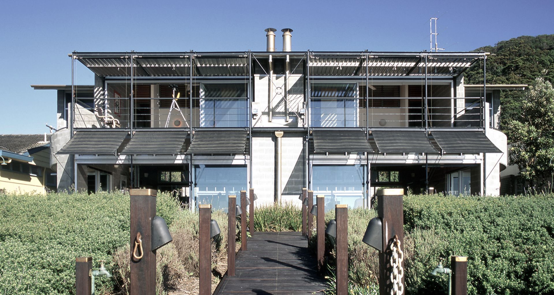 Pearl Beach House banner