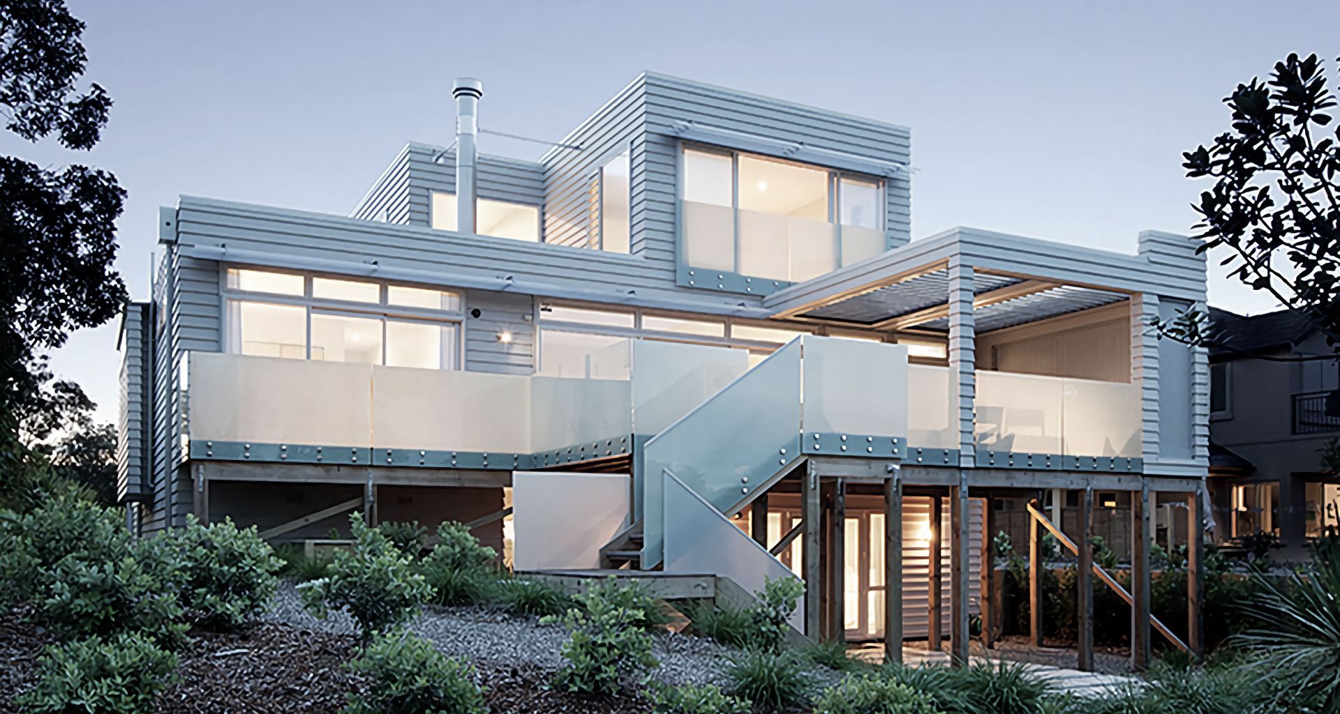 Waihi Beach banner