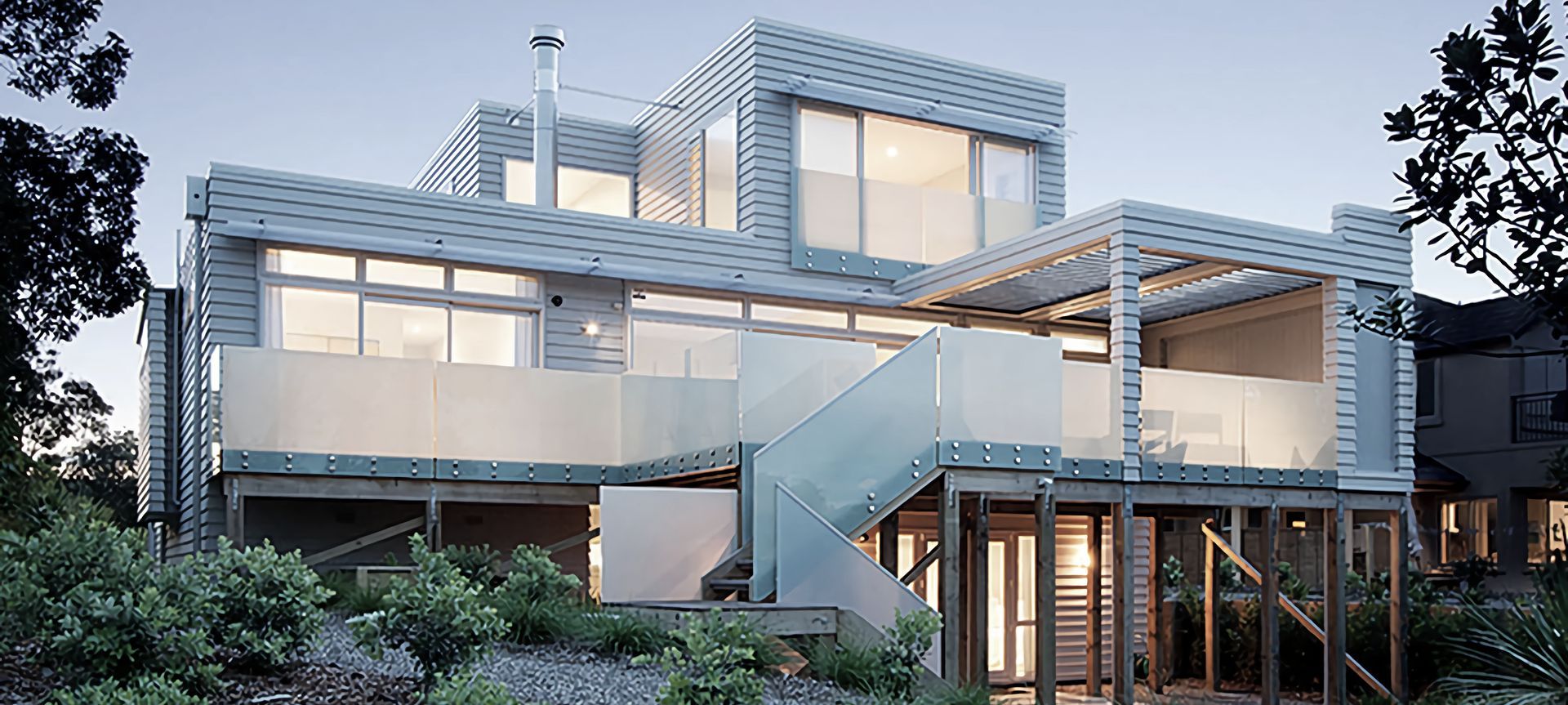 Waihi Beach banner