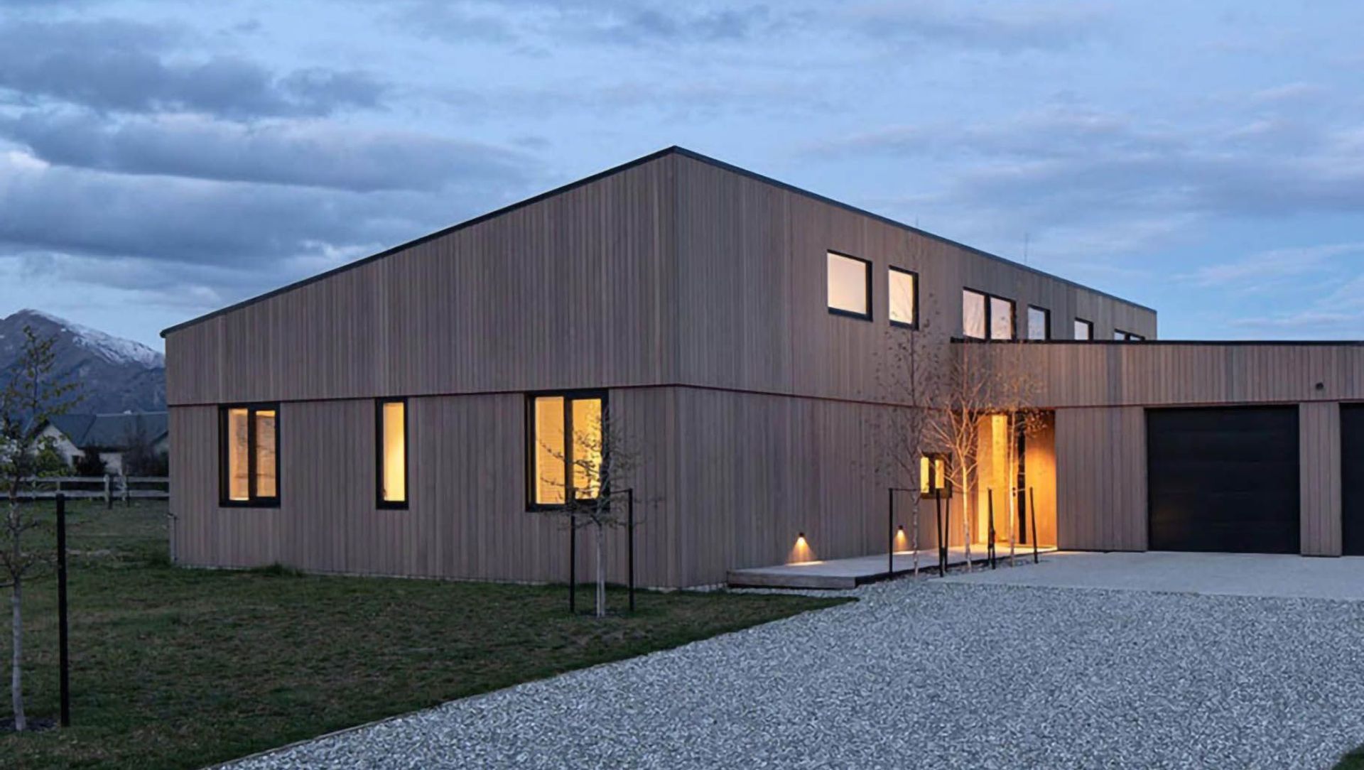 Musin House banner