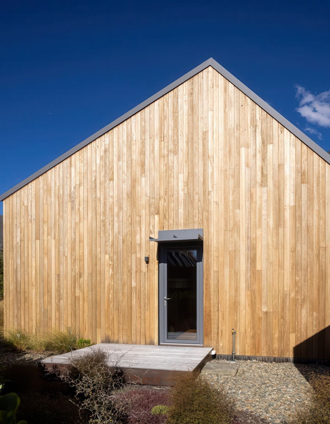 rafe-maclean-architects-split-gable-house-10-gigapixel-low-resolution-v2-2x.jpeg