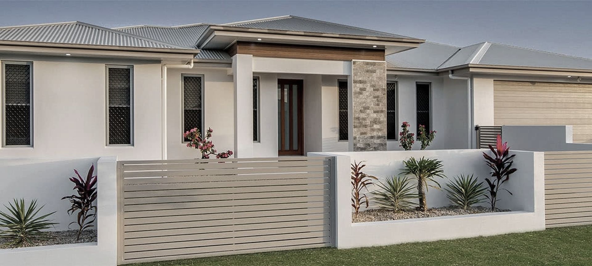 Colorbond Sectional Garage Door - Queensland banner