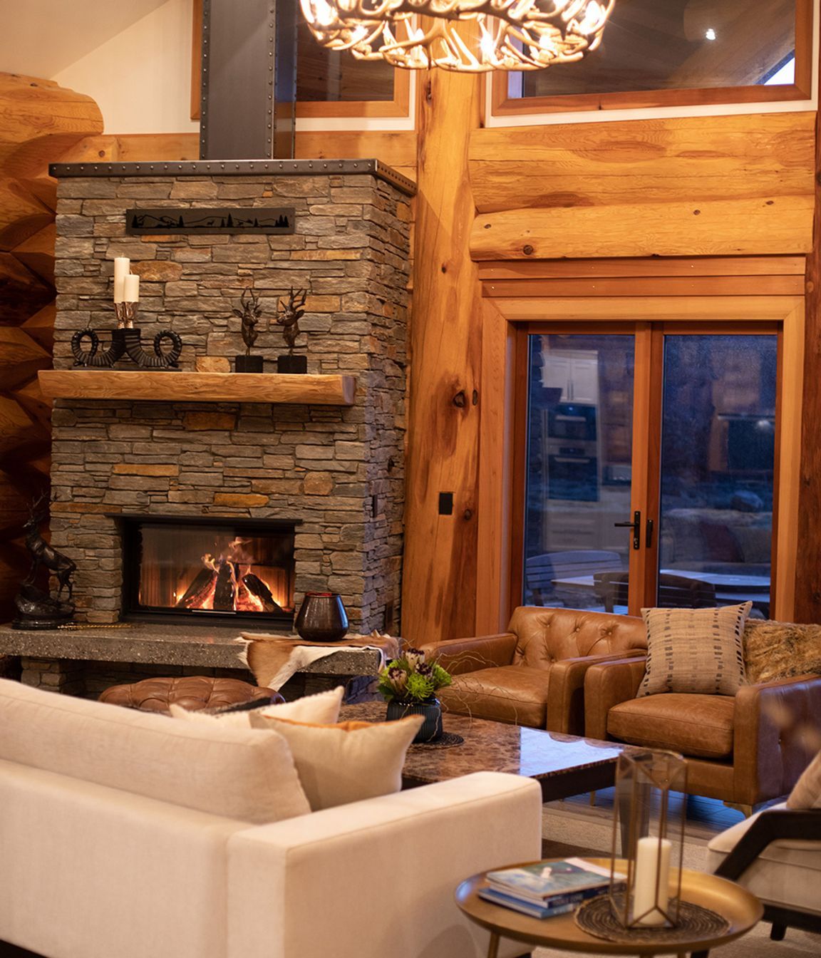 The Spatherm XL wood fireplace in the main living area is described by the homeowner as a ‘human happiness magnet’.