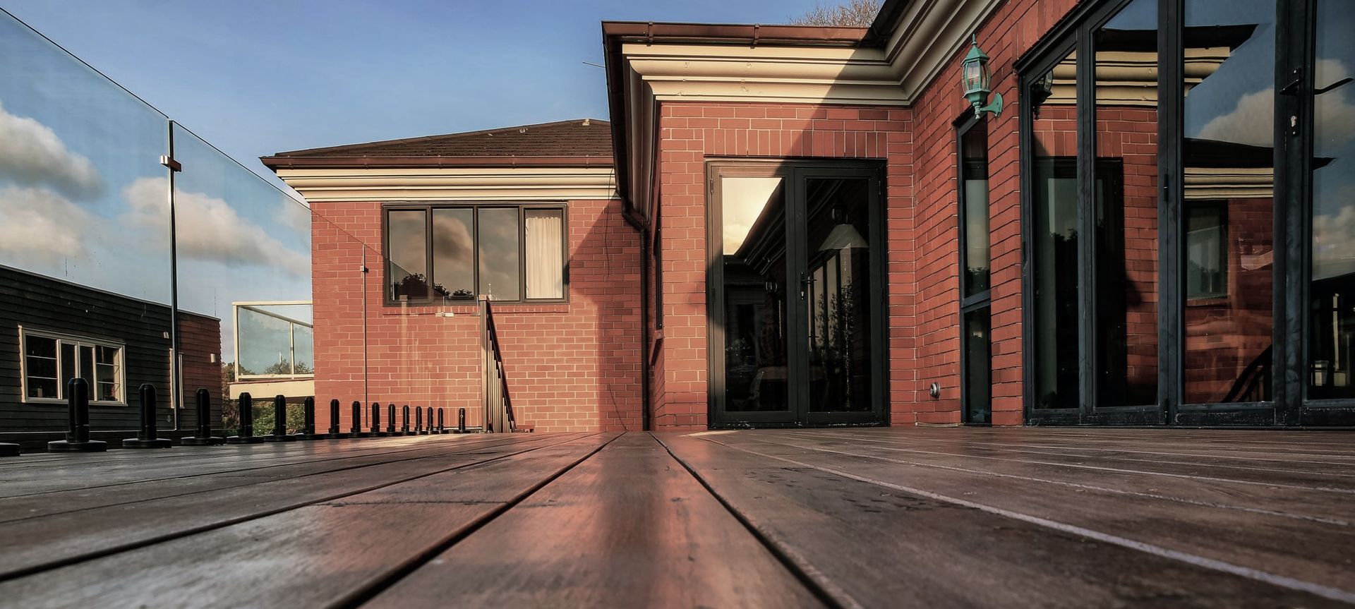 Victoria House Decking Extension banner
