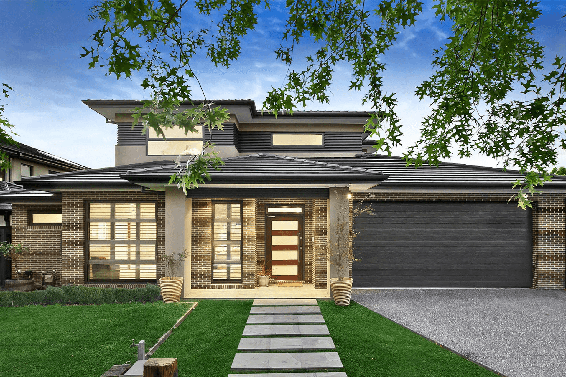 GLEN IRIS 1