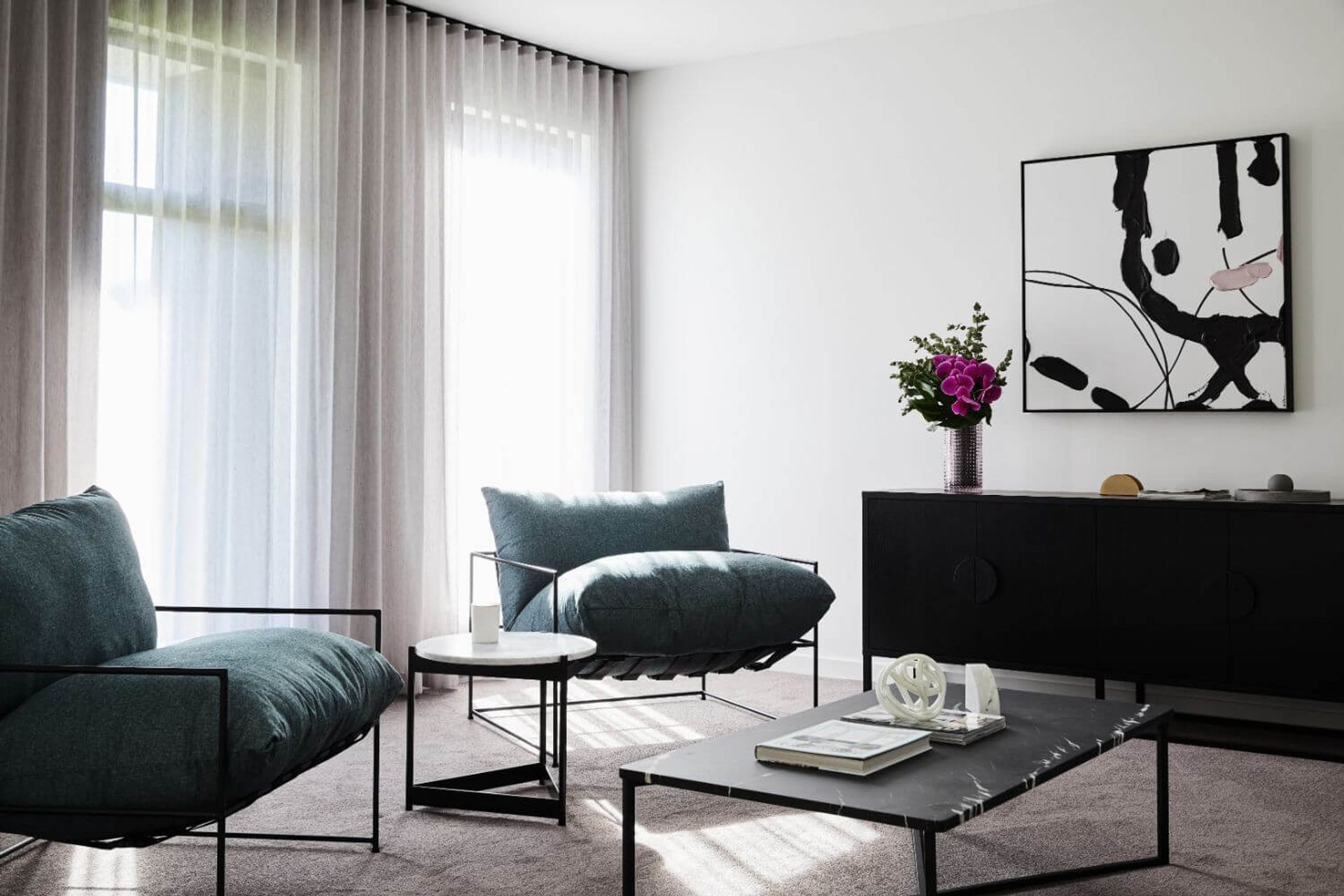 The Hue, Bentleigh East