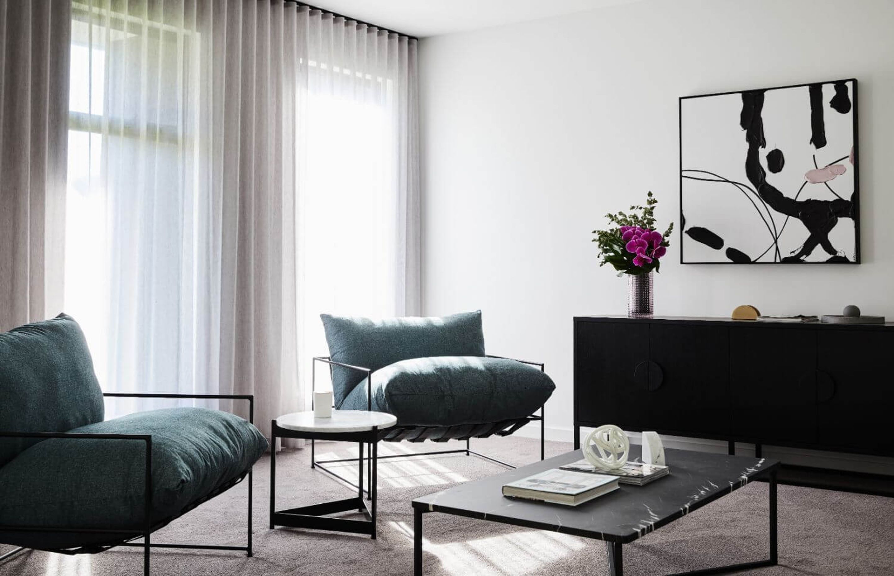The Hue, Bentleigh East