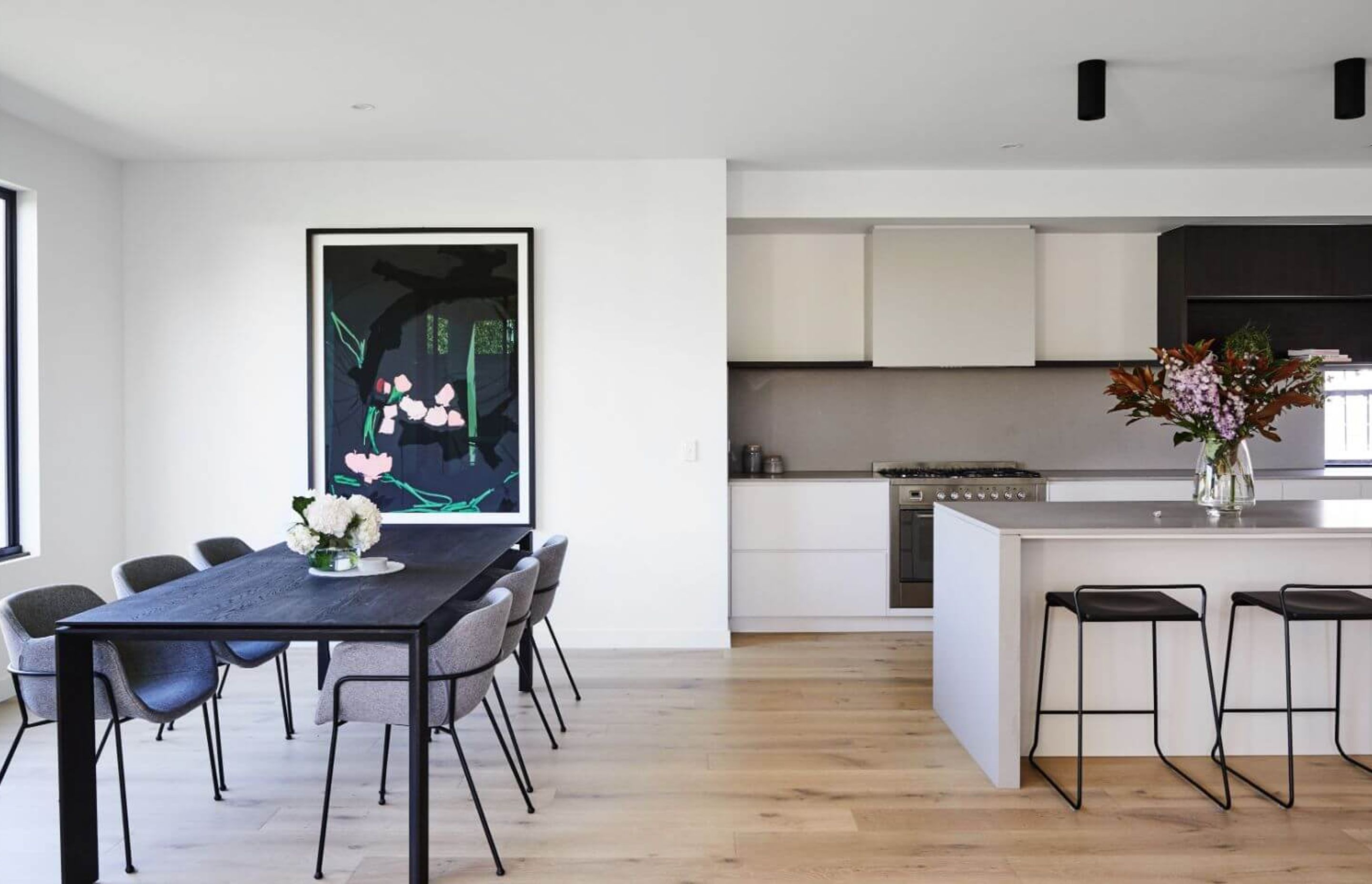 The Hue, Bentleigh East