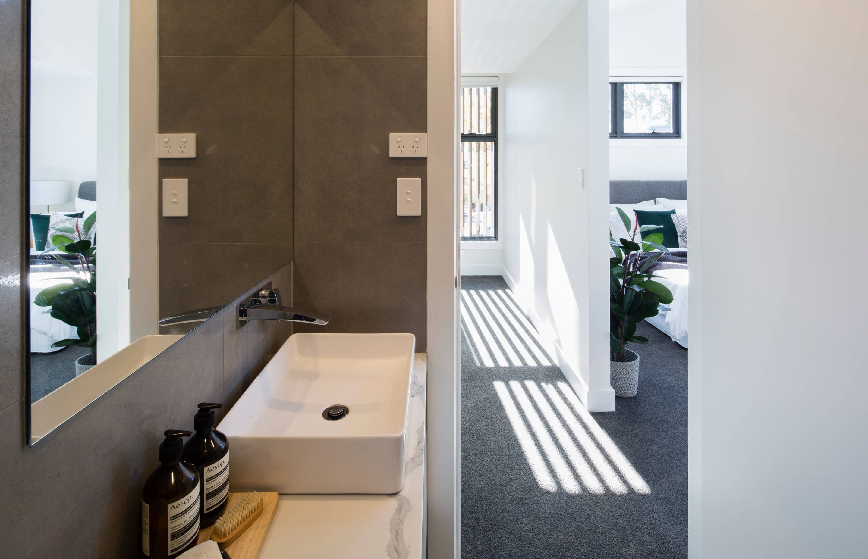 The Kalgoorlie Contemporary / Leichhardt