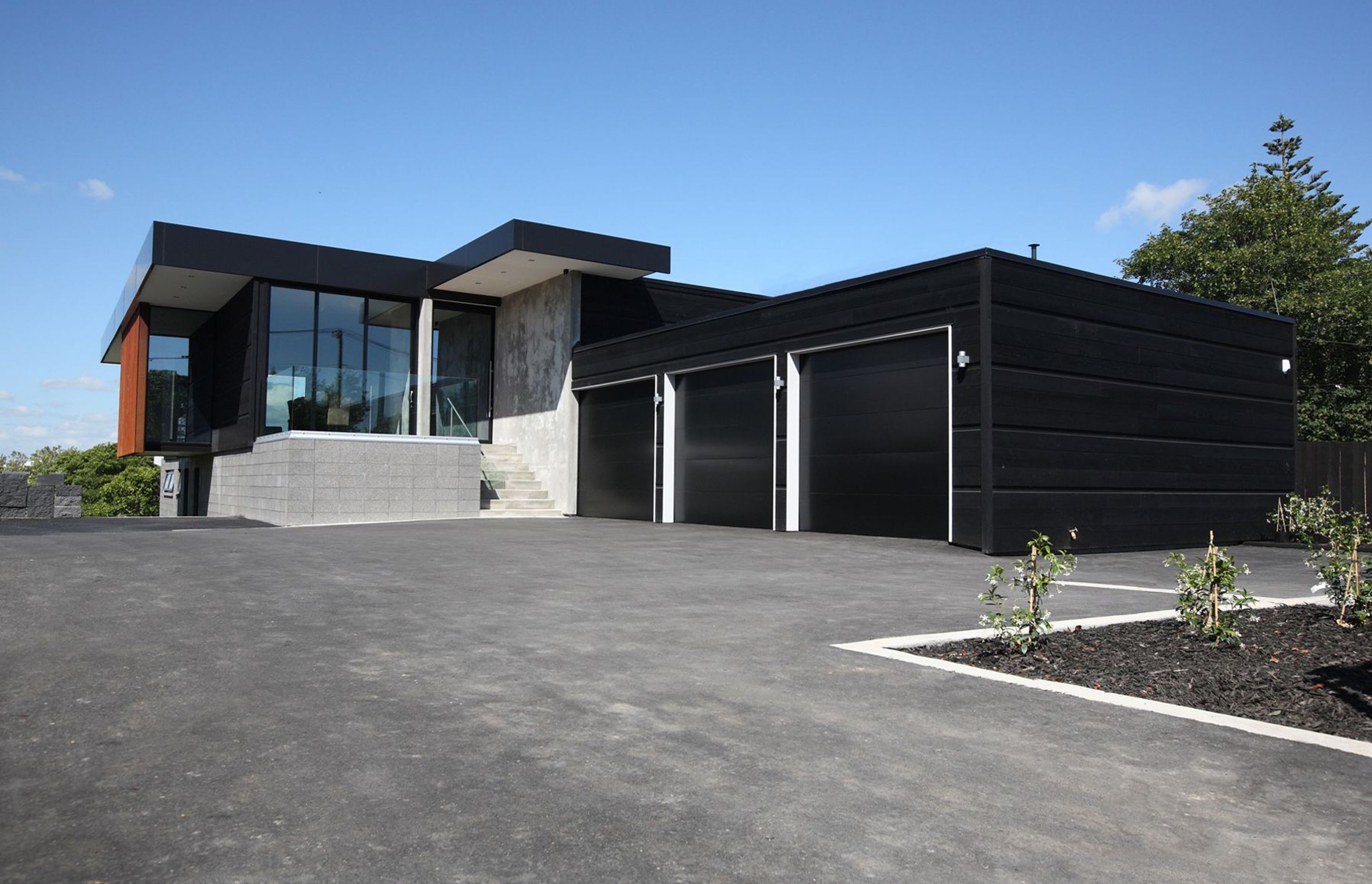 Waikato River House