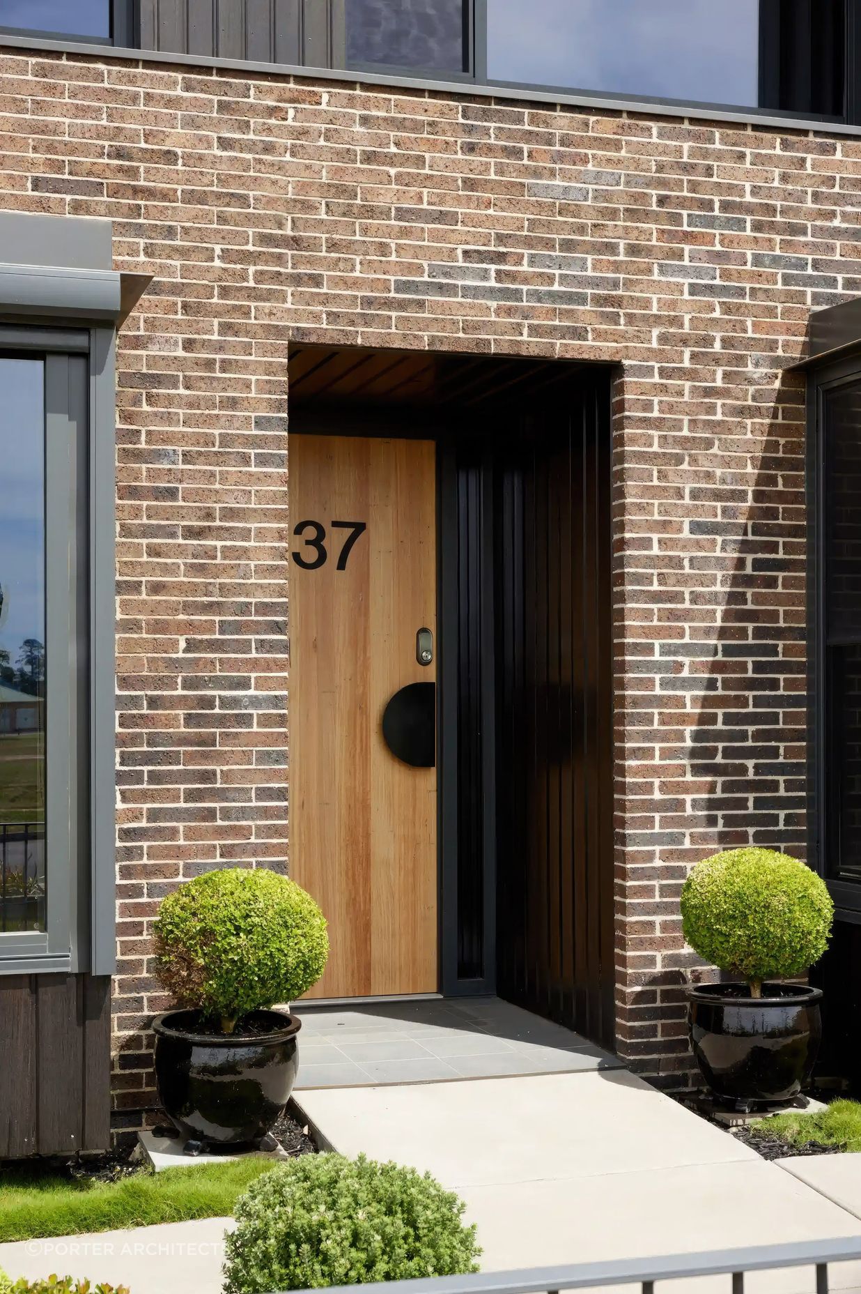 up221221NathanPorterPrinceofWales010-fix-standard-scale-150x.jpg
