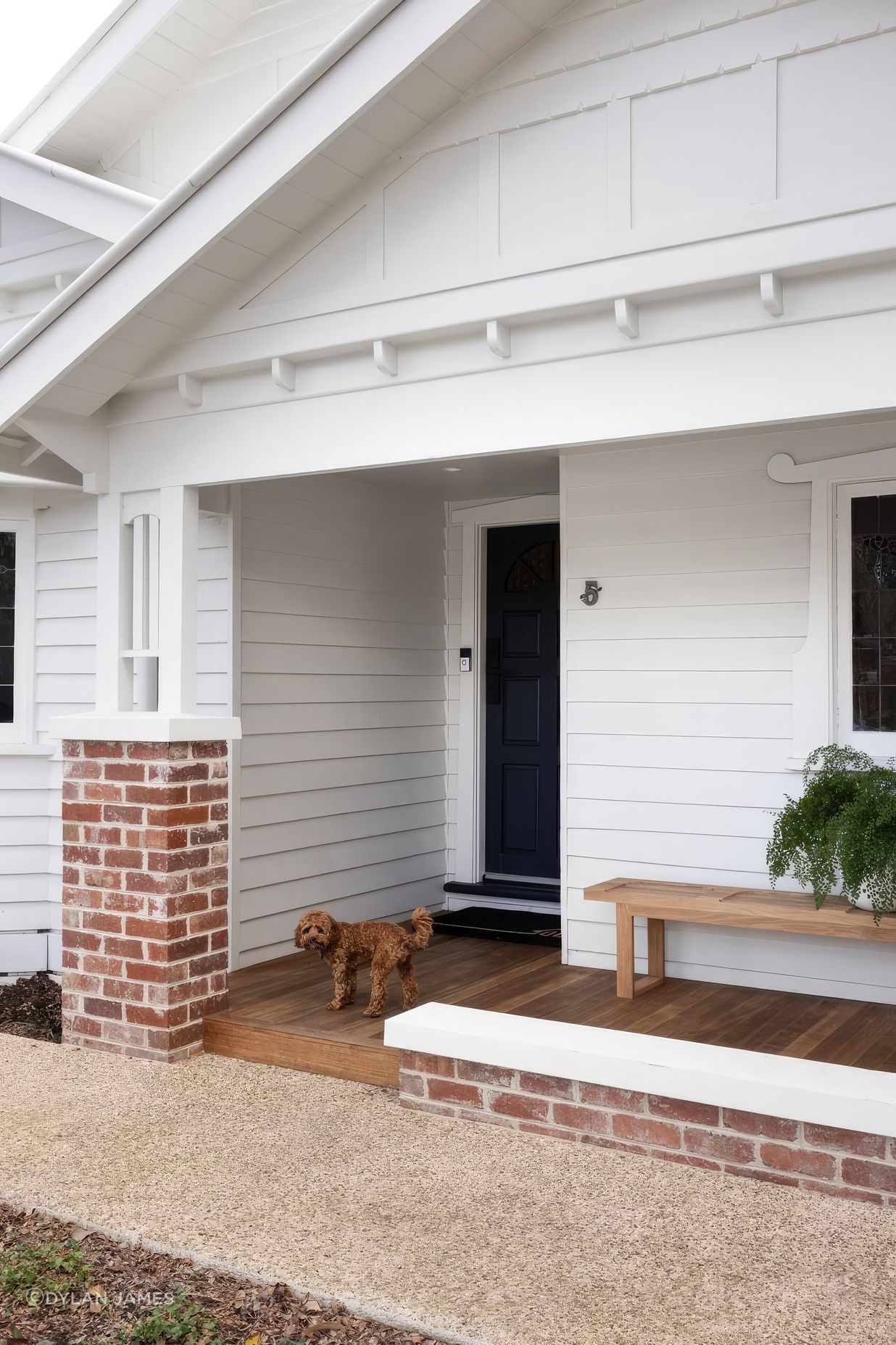 upBrunswick-East-House-024-fix-standard-scale-200x.jpg