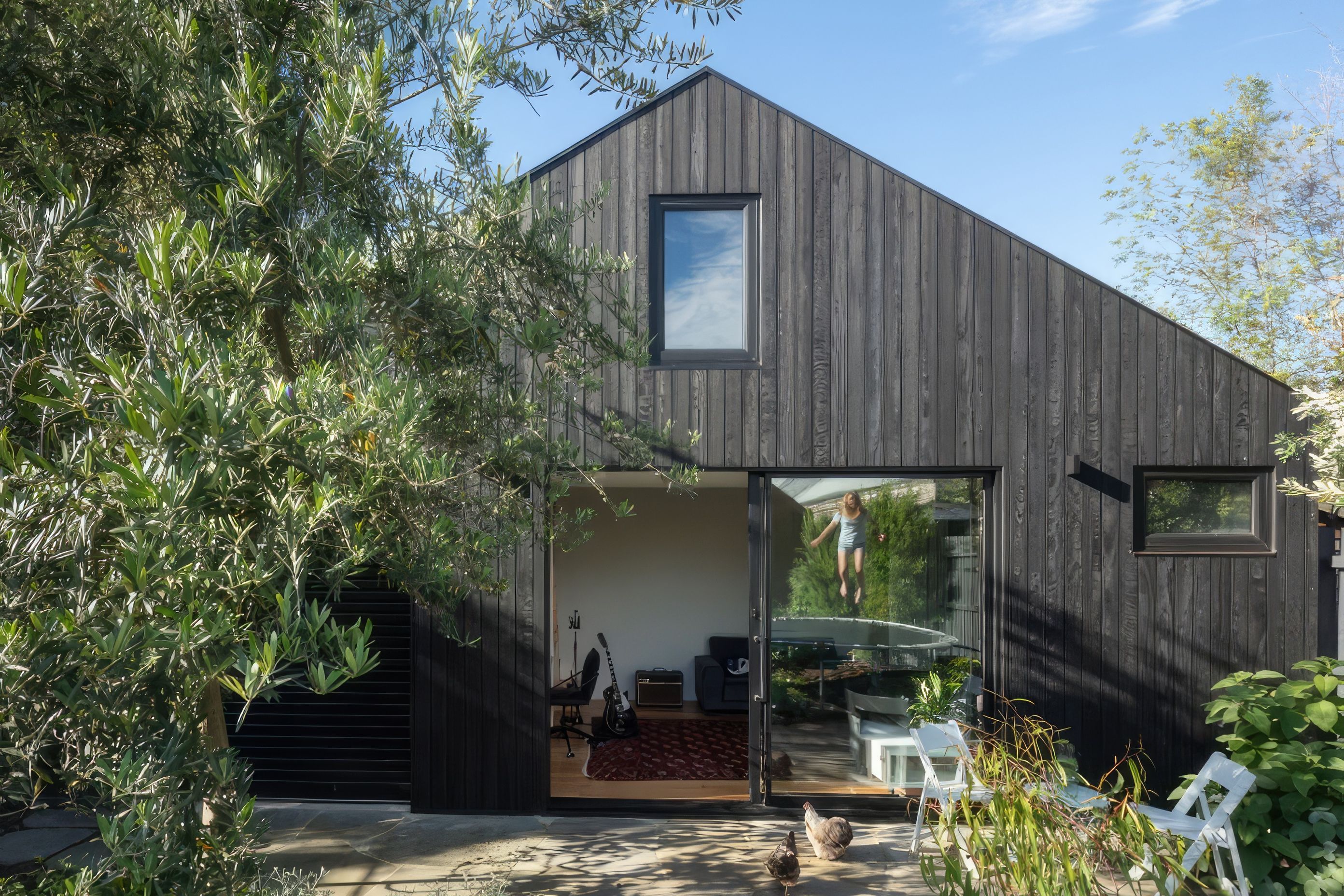 upSwedish-House2-fix-standard-scale-400x.jpg
