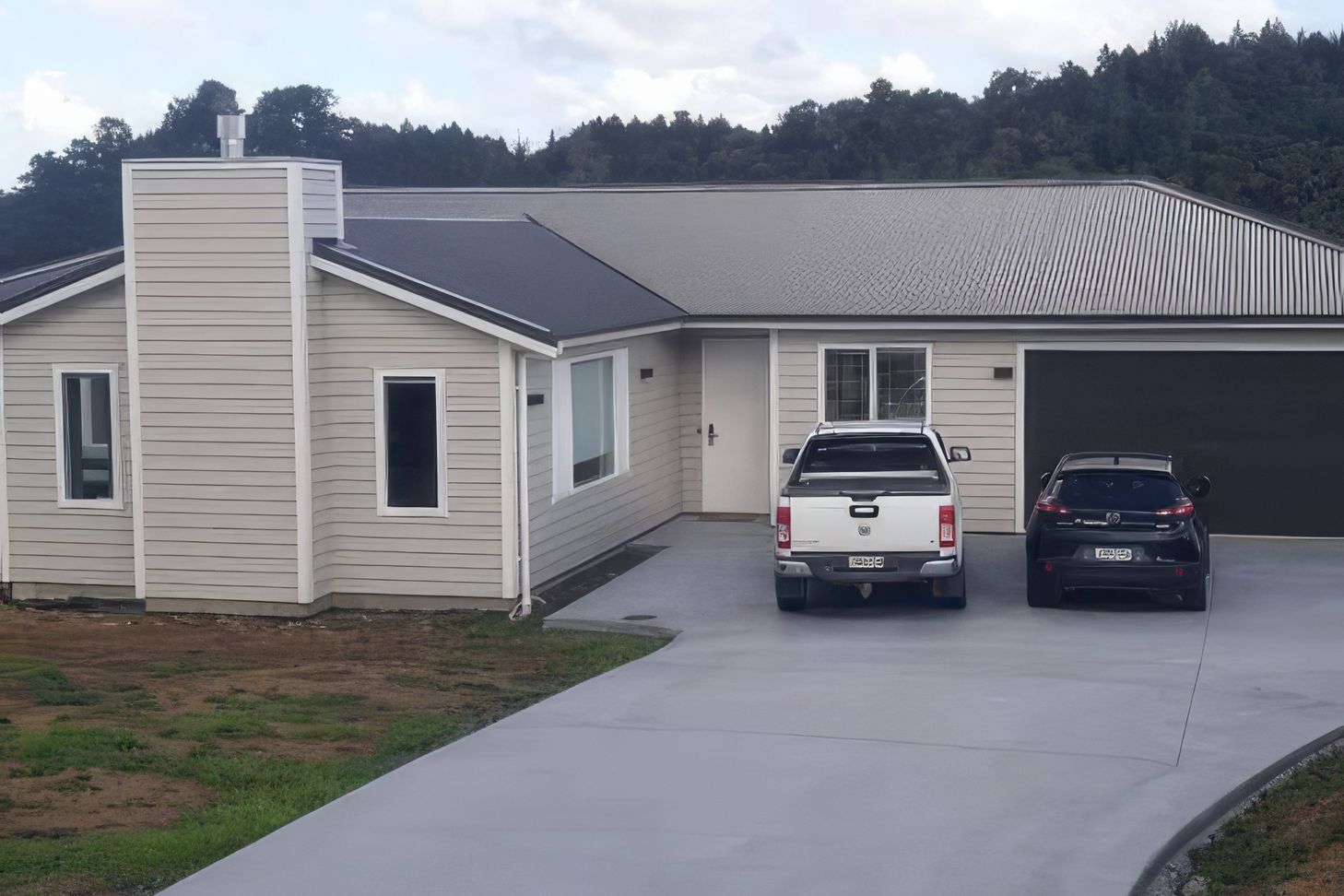 upnew-build-house-puhoi-auckland-findlay-residential-builder-A3QEyezqWkHrVWeW-fix-standard-scale-400x-v3.jpg