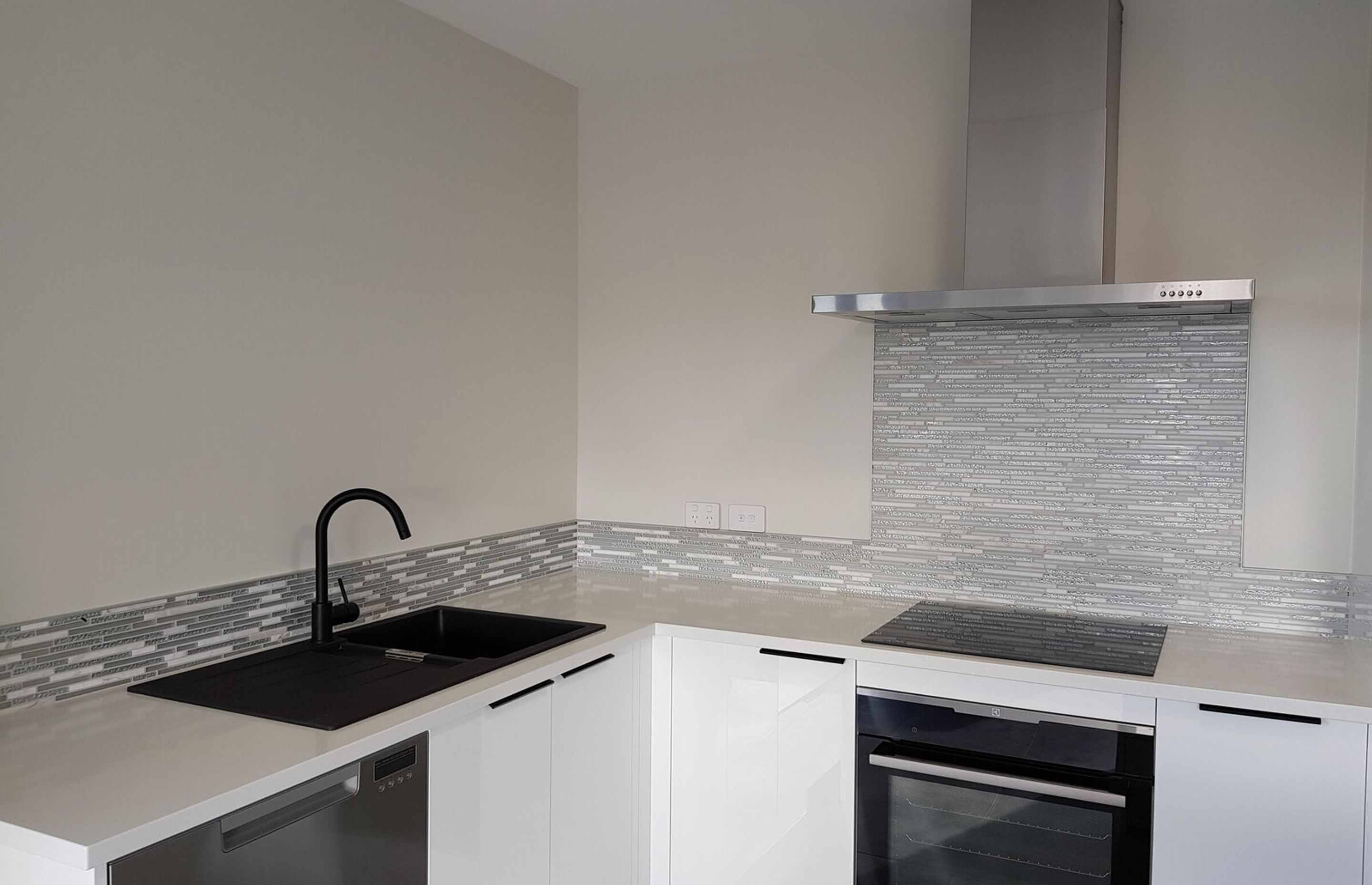 Kitchen 2 - Splash Back