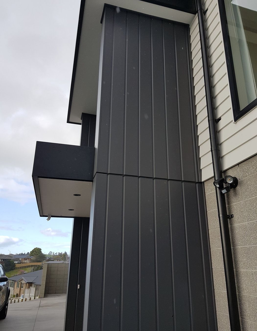 Entry Cladding