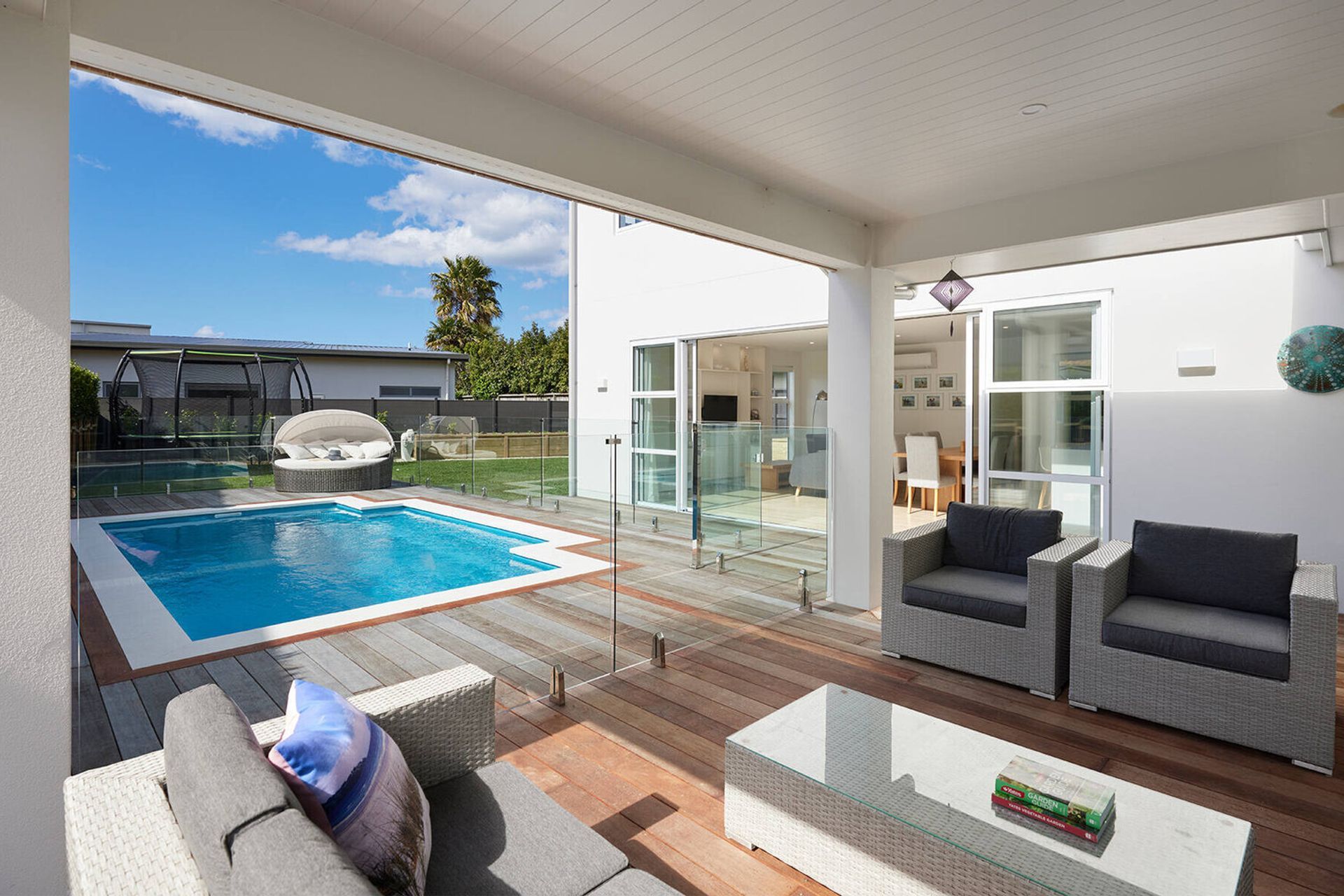 Outdoor Entertaining