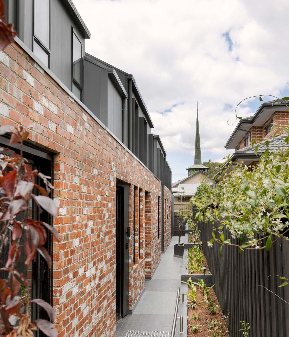 Kindred Glen Iris