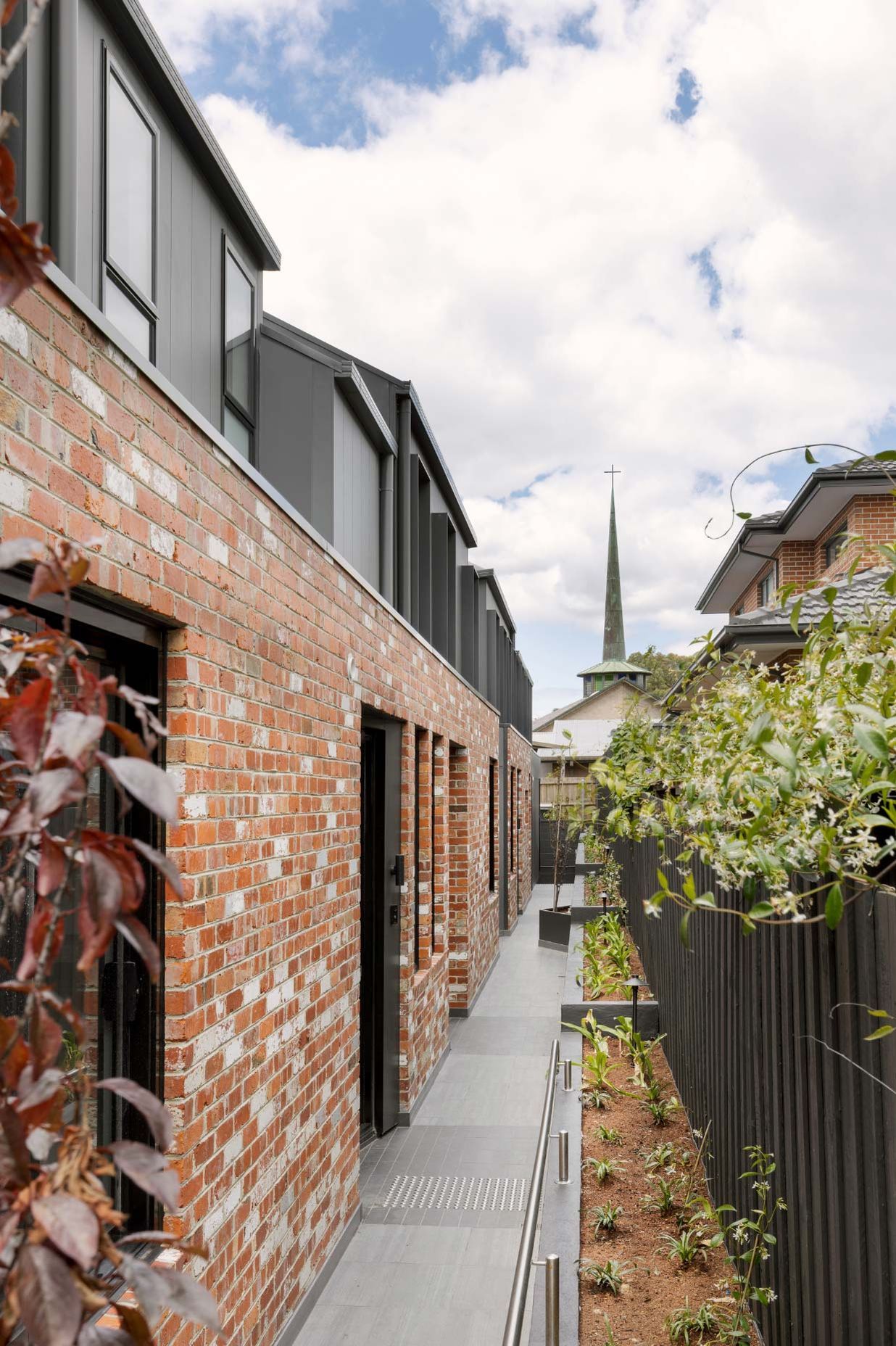 Kindred Glen Iris