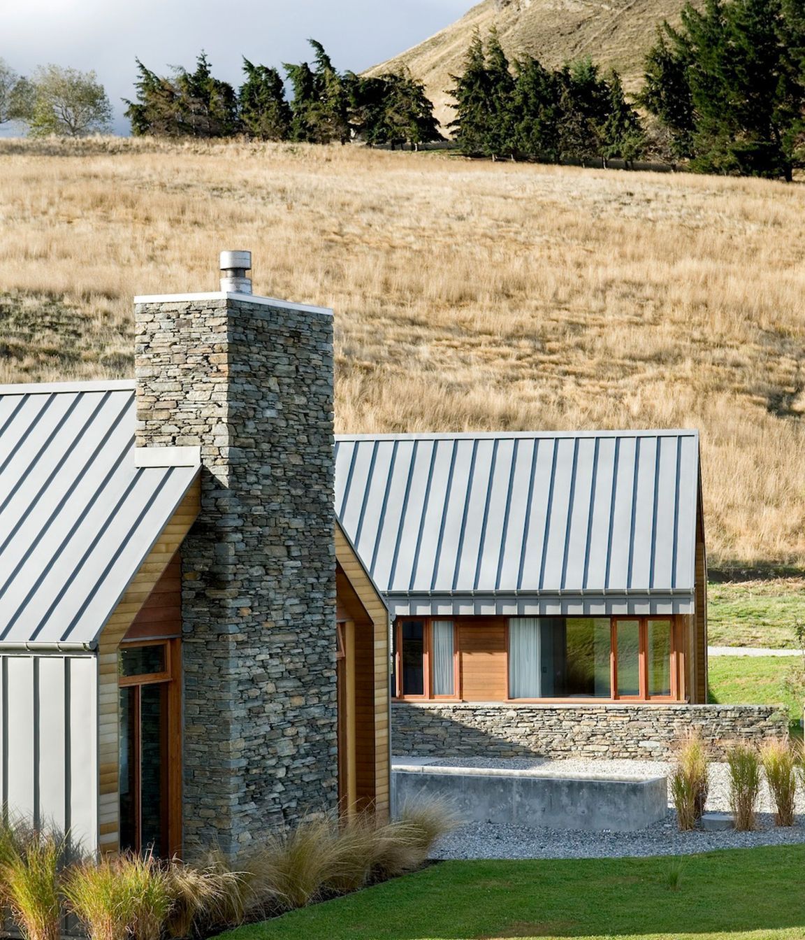 Slope Hill House