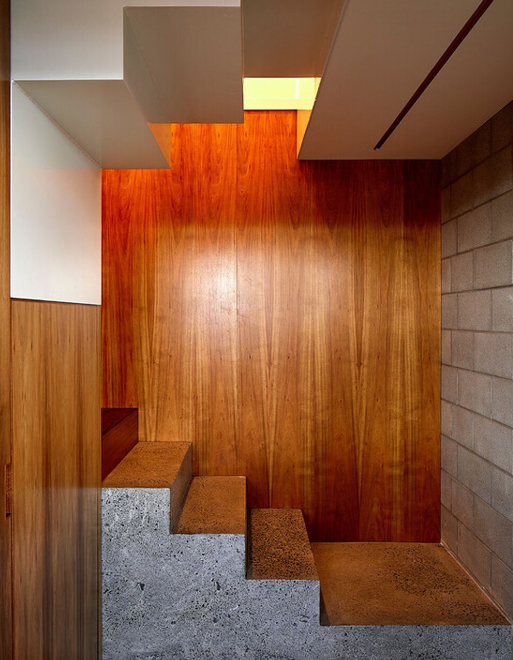 The Tasmanian Blackwood brings warmth to the staircase.