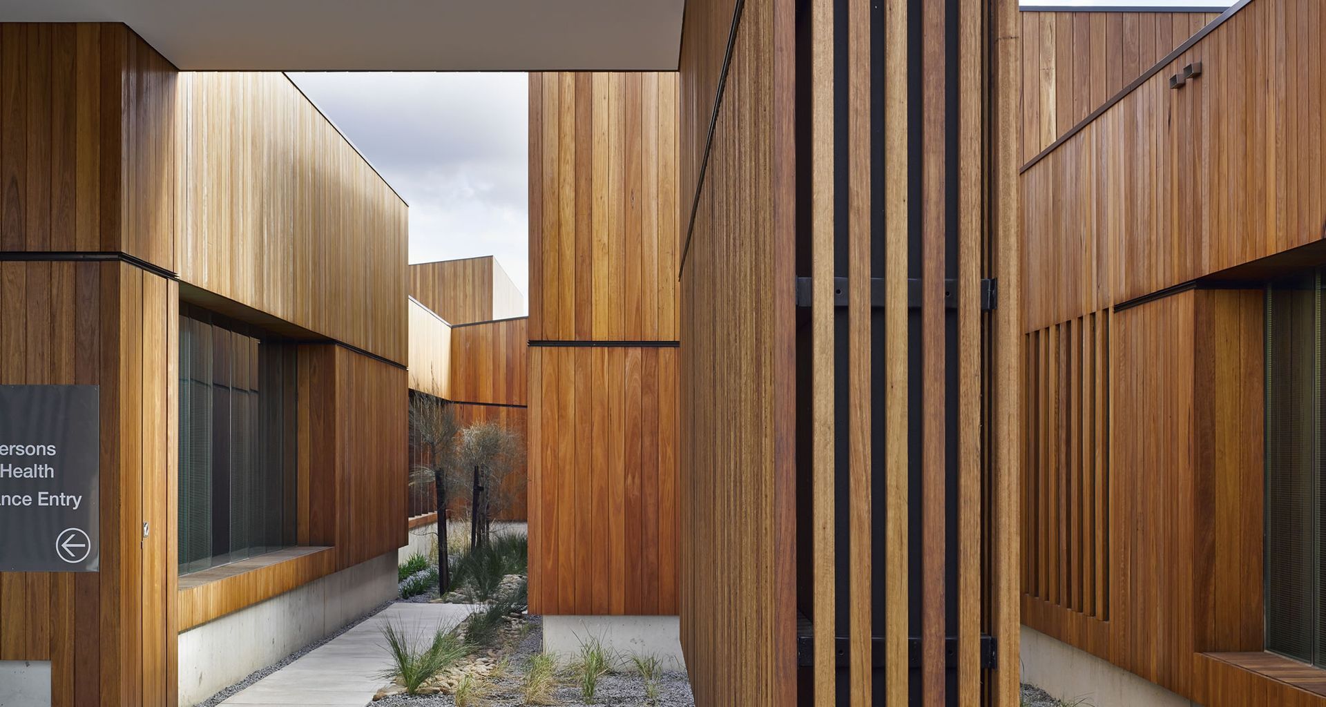 CUTEK® protects timber on the award-winning Dandenong Mental Health facility, enhancing the natural warmth and beauty of Blackbutt timber with eco-friendly CUTEK® banner